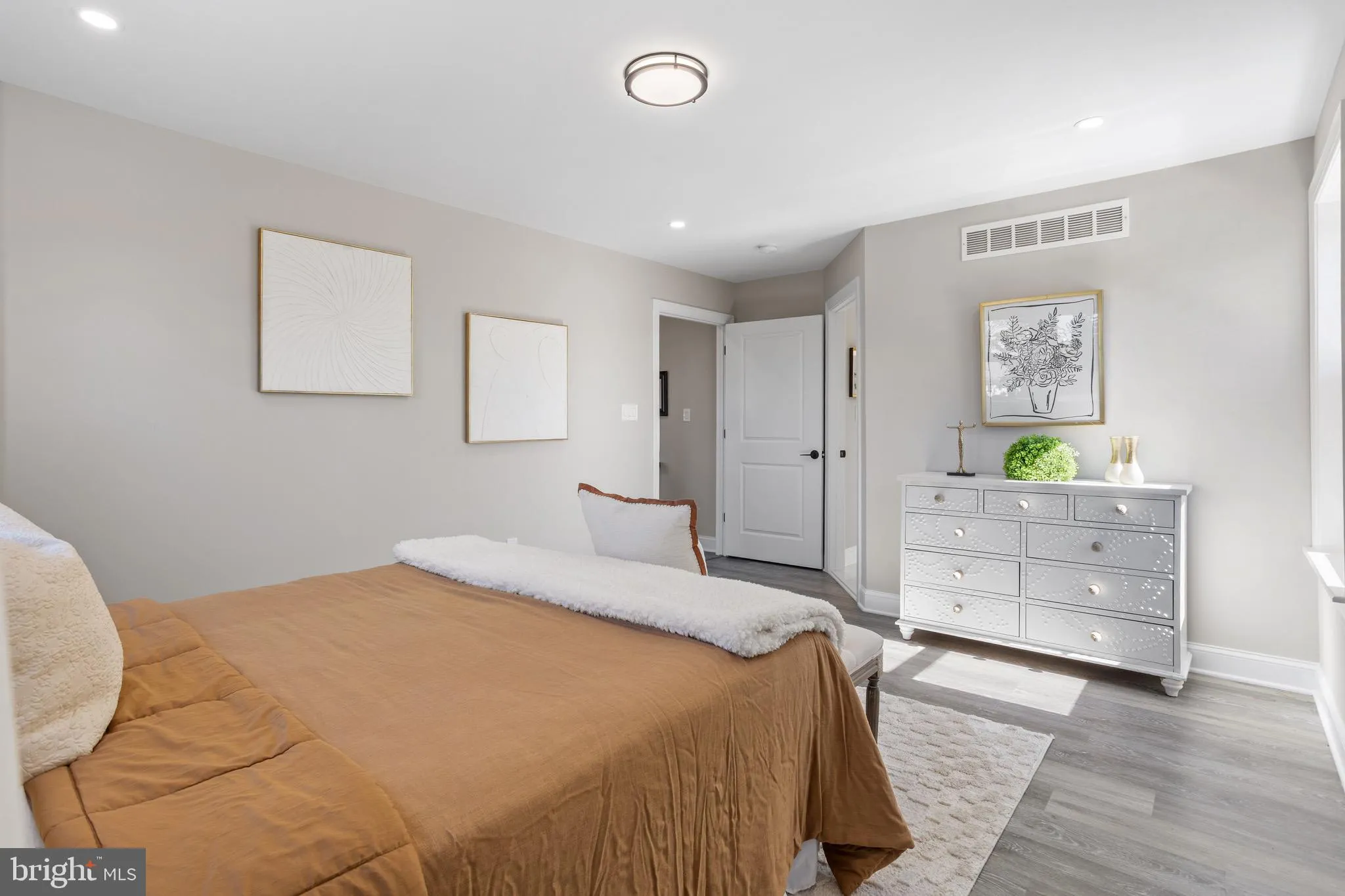 Willingboro, New Jersey 08046, United States, 4 Bedrooms Bedrooms, ,3 BathroomsBathrooms,Residential,Active,231445