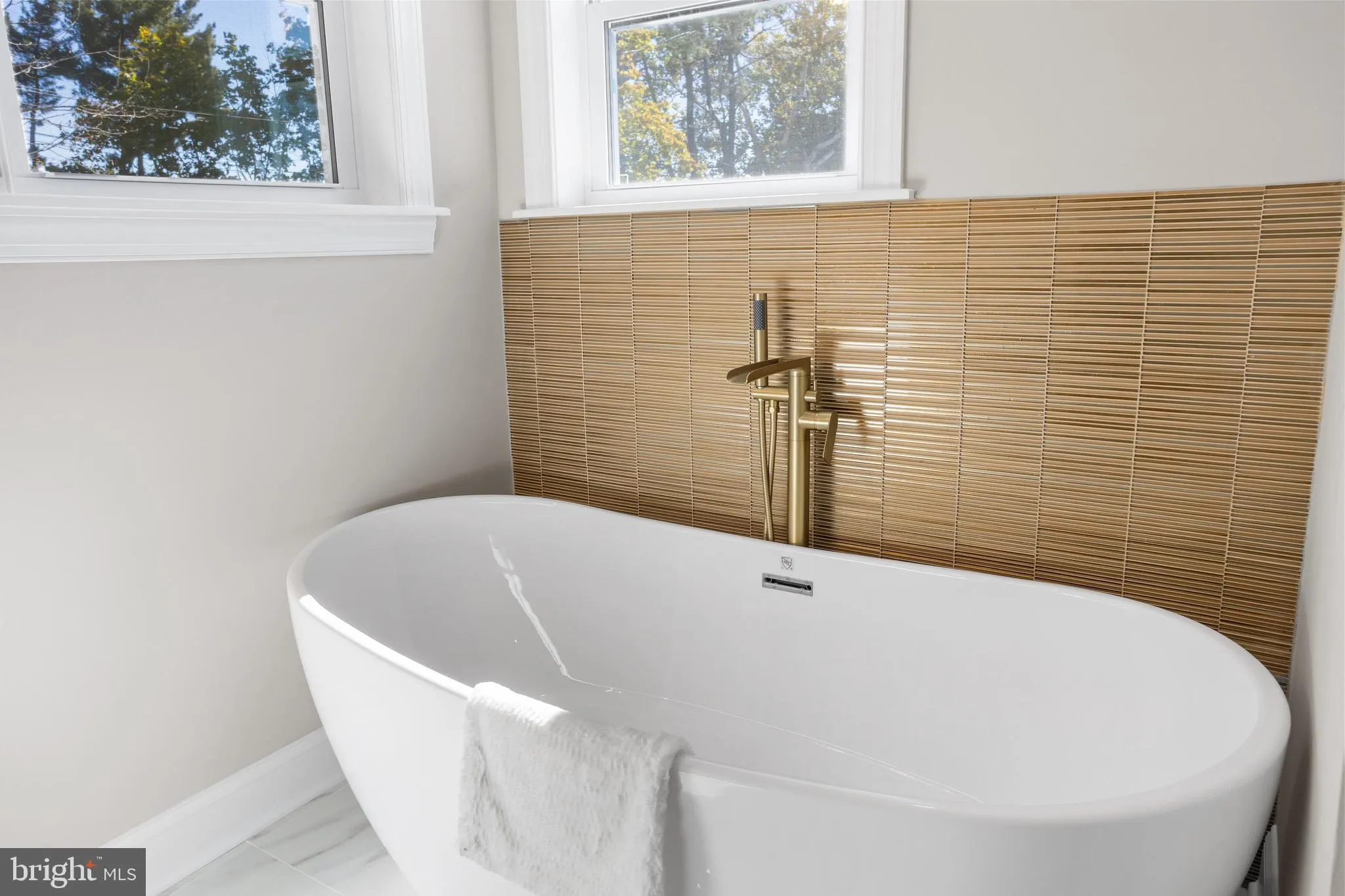 Willingboro, New Jersey 08046, United States, 4 Bedrooms Bedrooms, ,3 BathroomsBathrooms,Residential,Active,231445