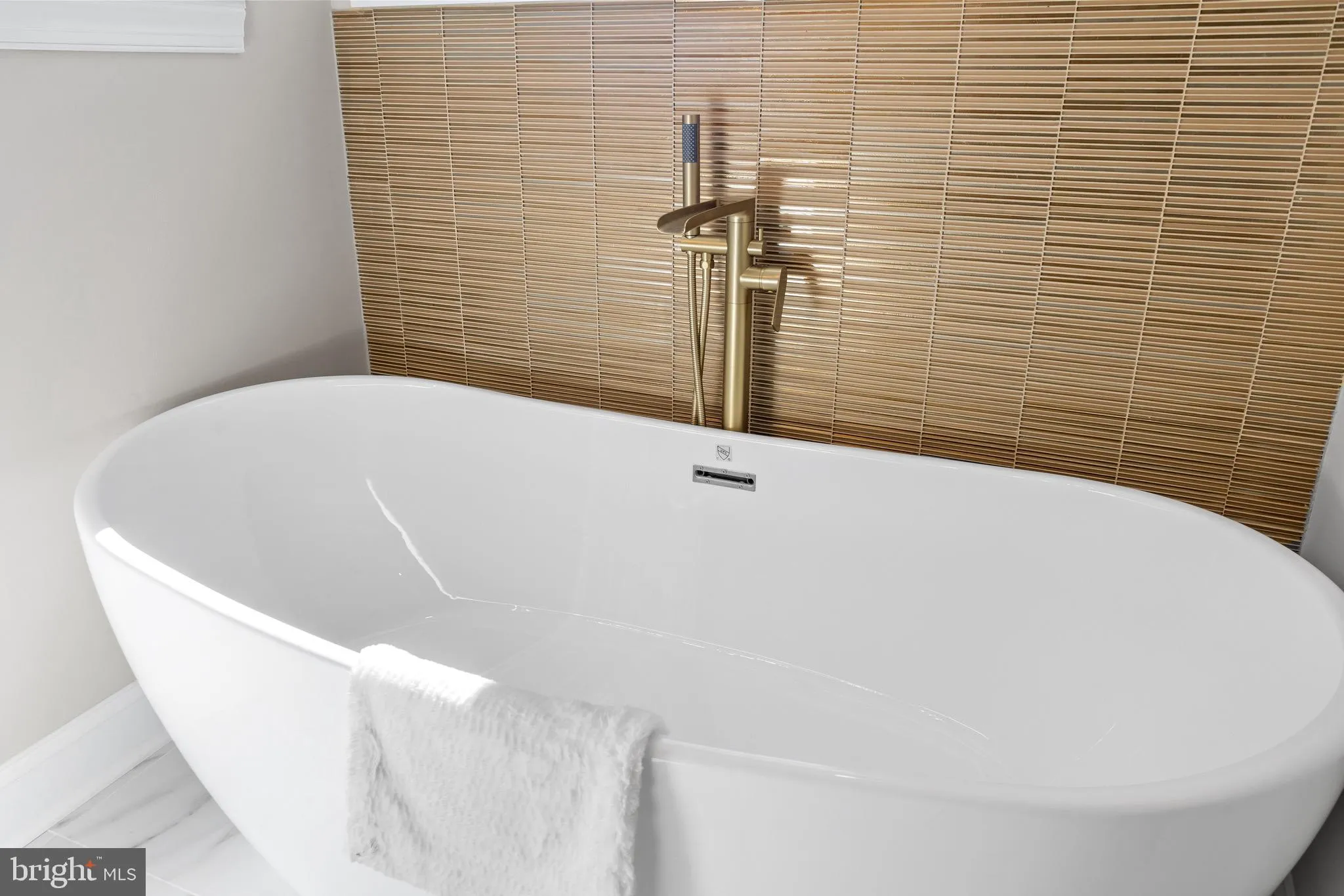 Willingboro, New Jersey 08046, United States, 4 Bedrooms Bedrooms, ,3 BathroomsBathrooms,Residential,Active,231445