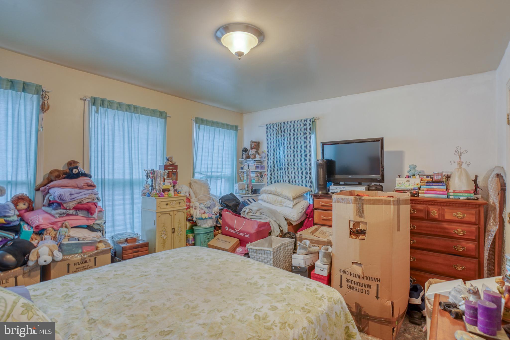 NEW CASTLE - Residential