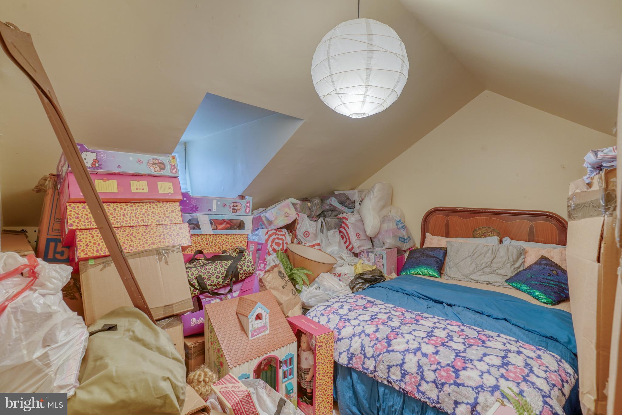 NEW CASTLE - Residential