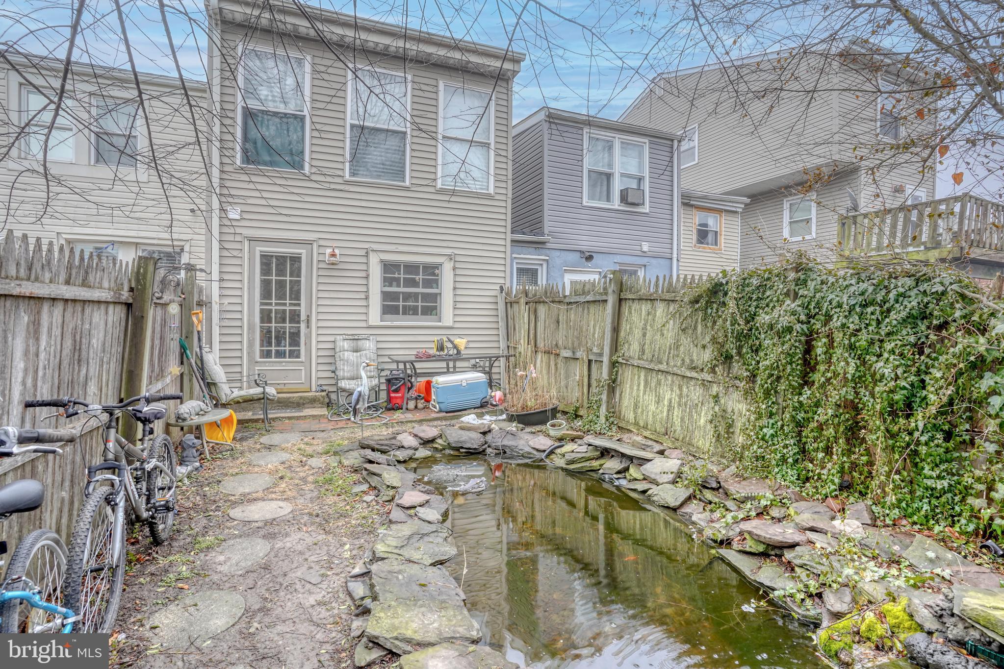 NEW CASTLE - Residential