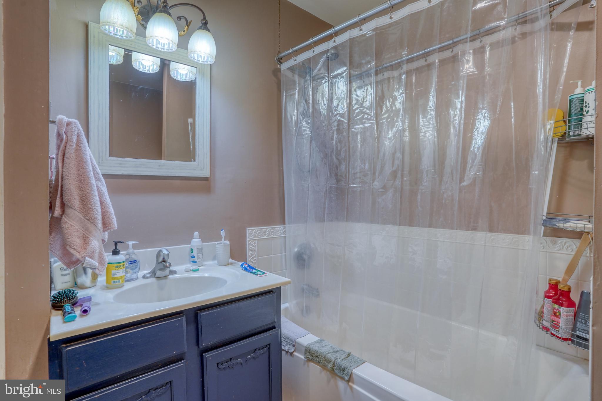 NEW CASTLE - Residential