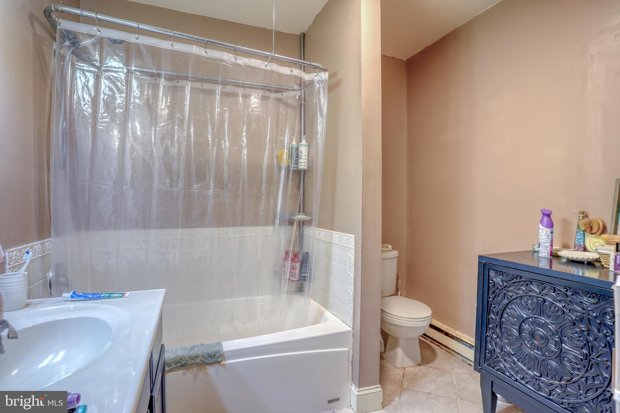 NEW CASTLE - Residential