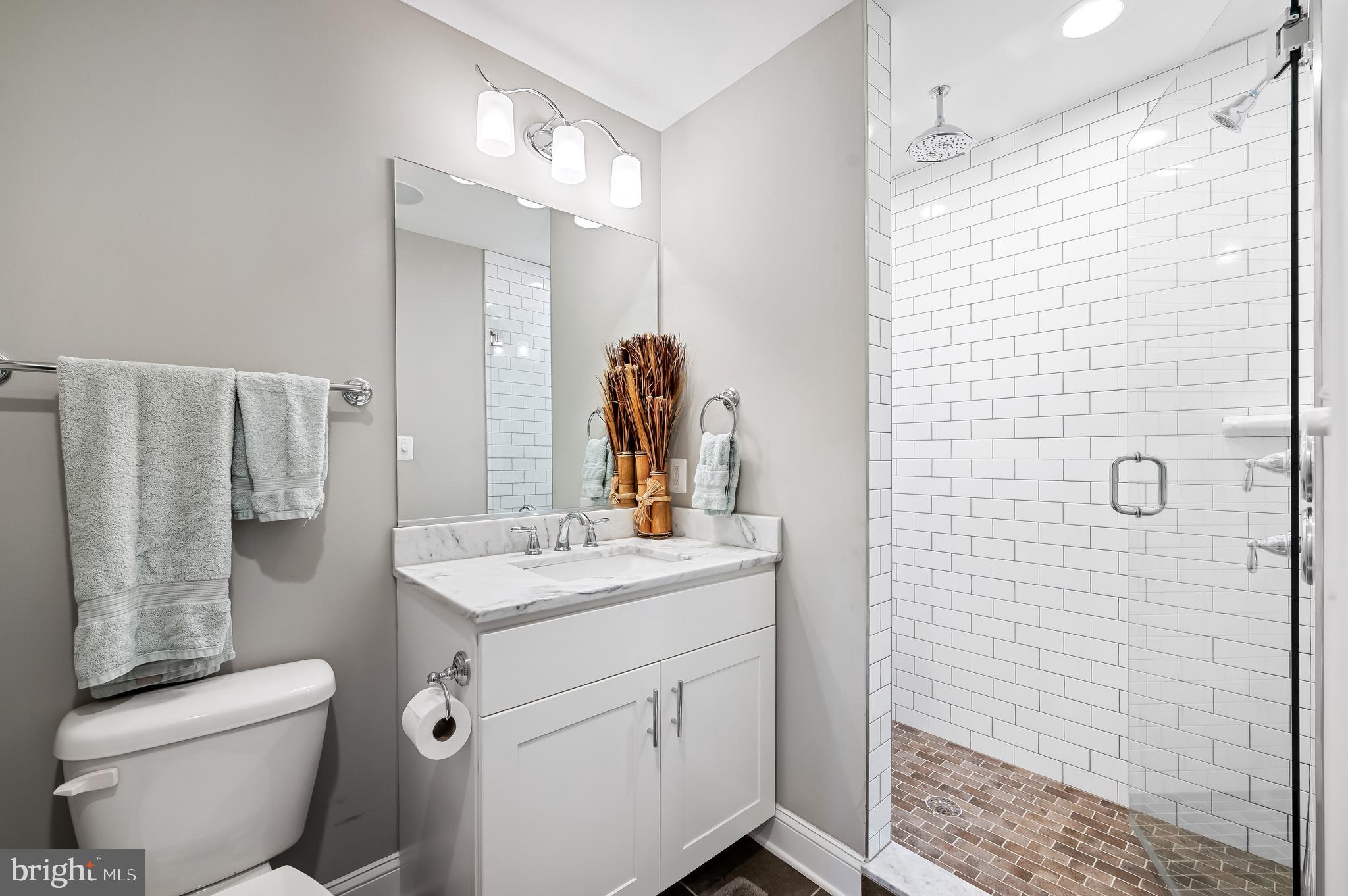 RIVERSIDE - Residential