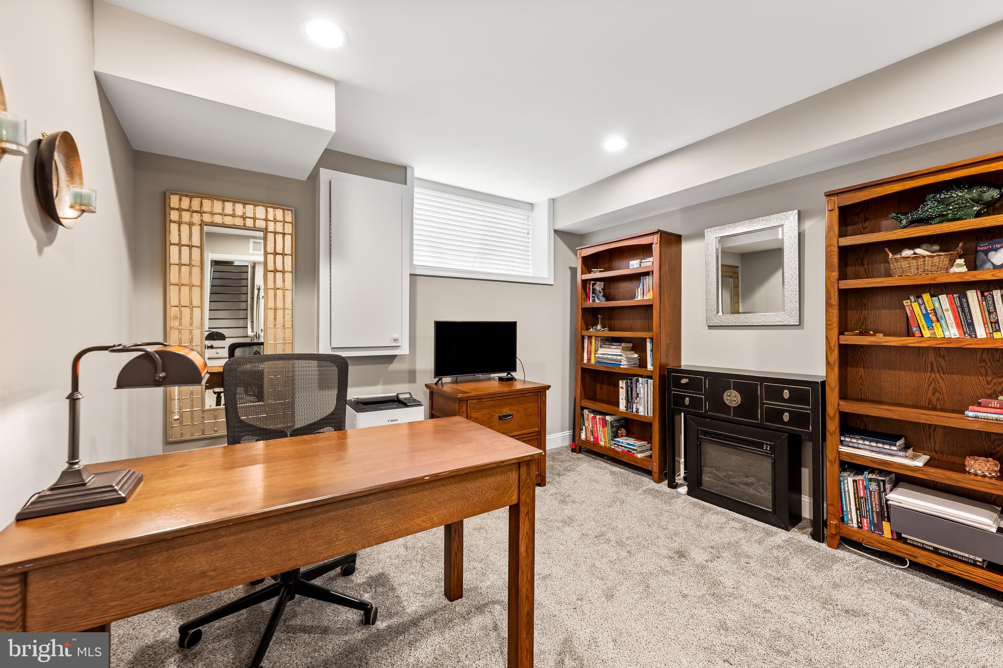 RIVERSIDE - Residential