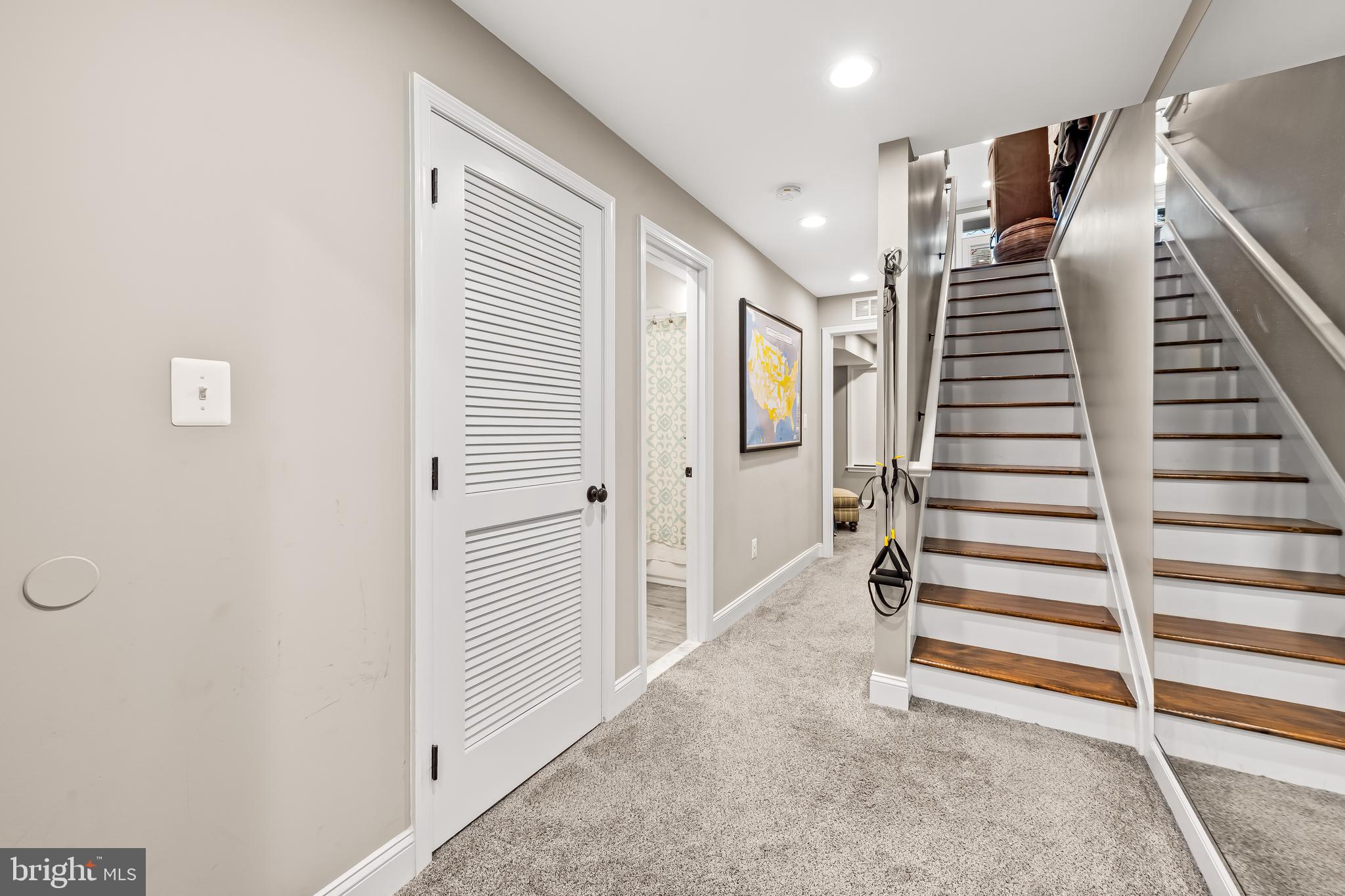 RIVERSIDE - Residential