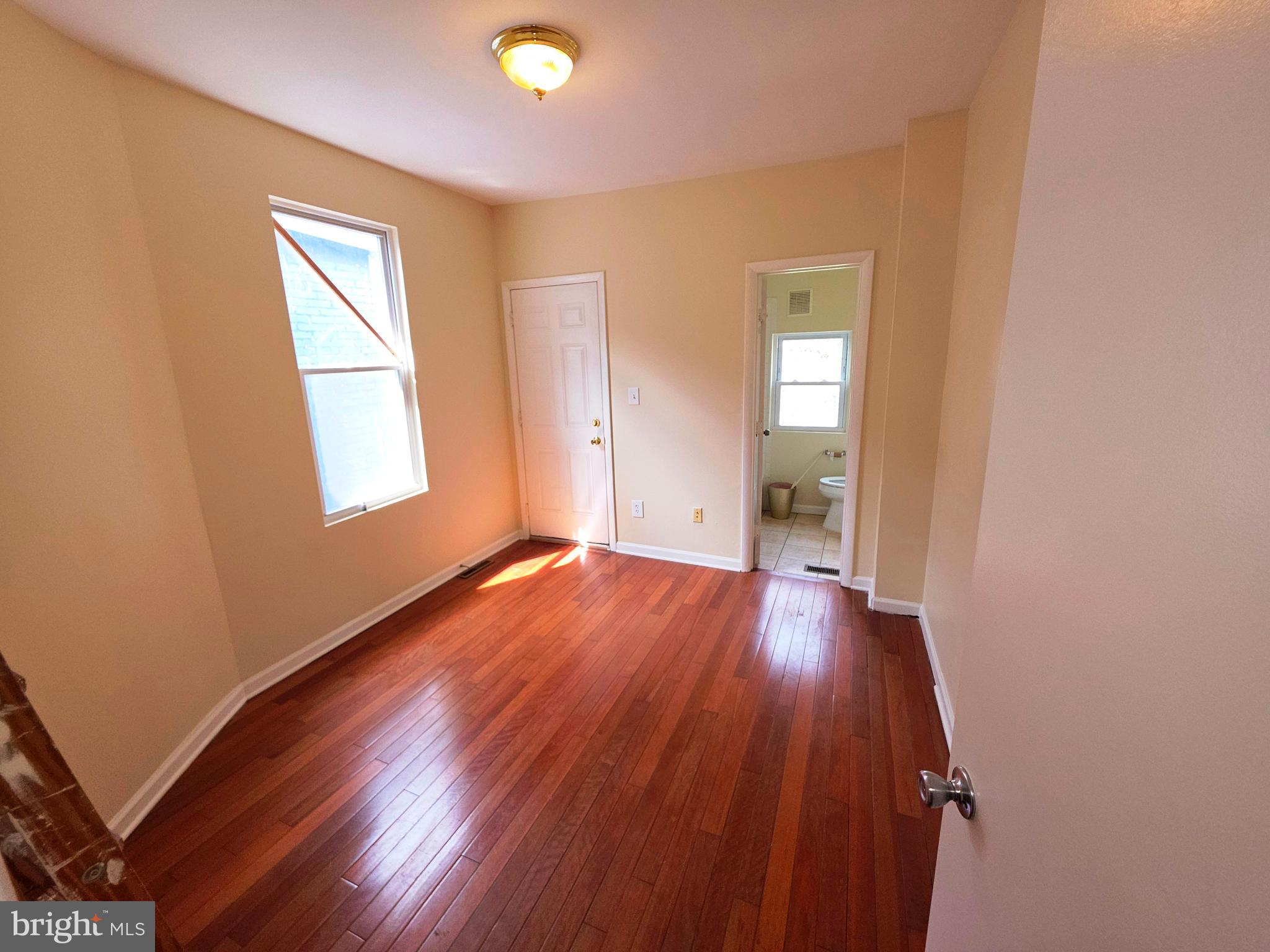 BROADWAY EAST - Residential Lease