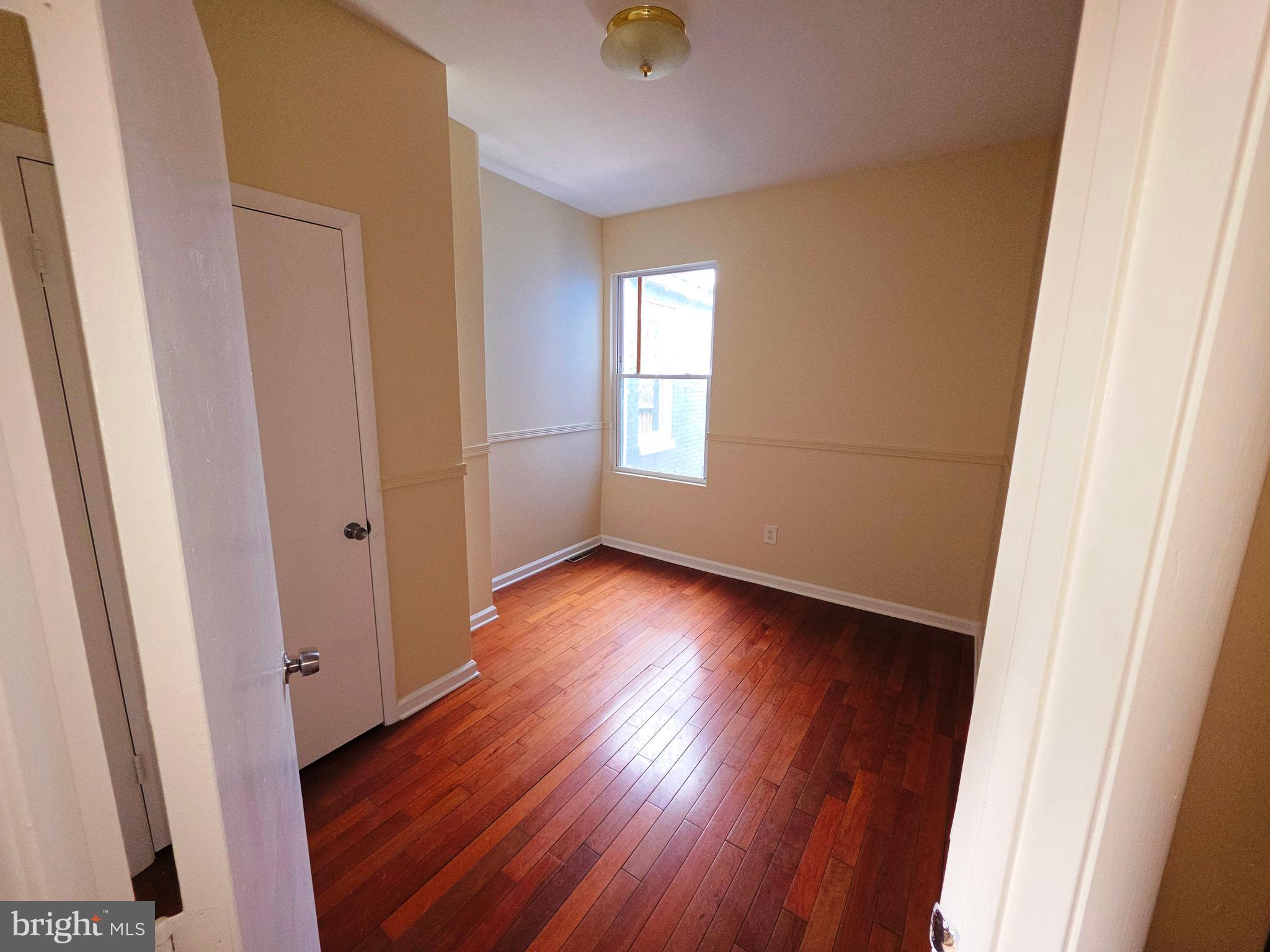 BROADWAY EAST - Residential Lease