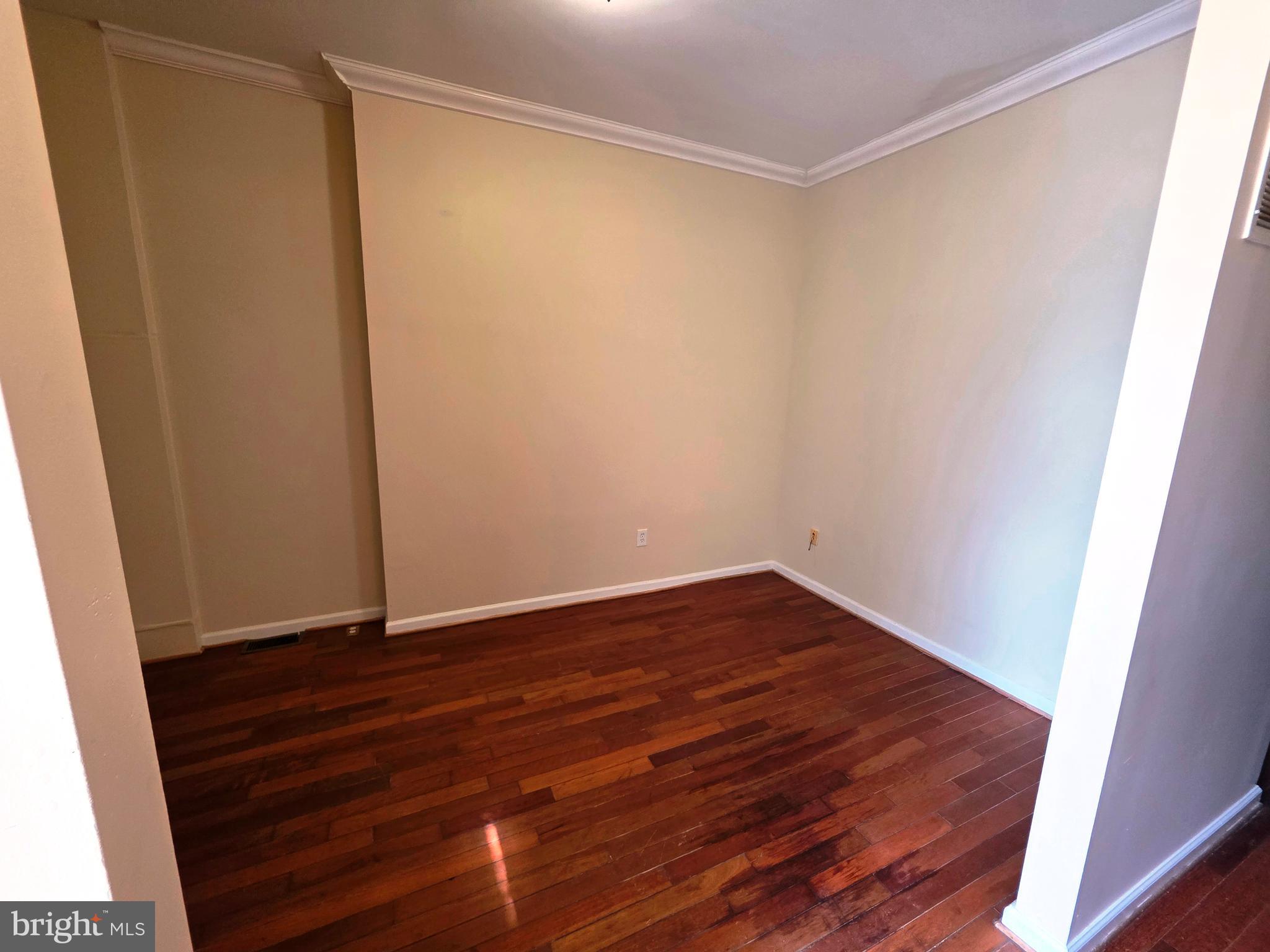 BROADWAY EAST - Residential Lease