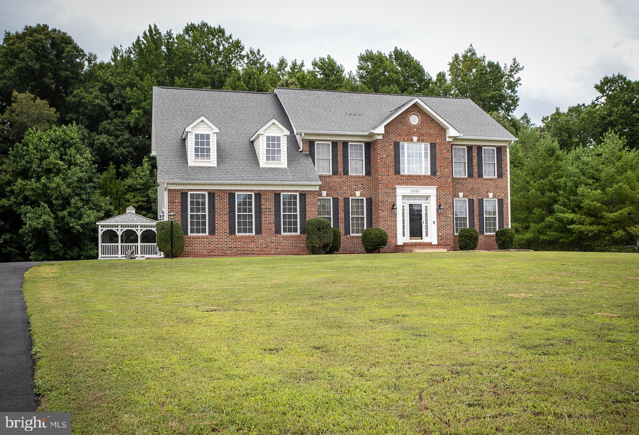 LAKE JAMESON - Residential