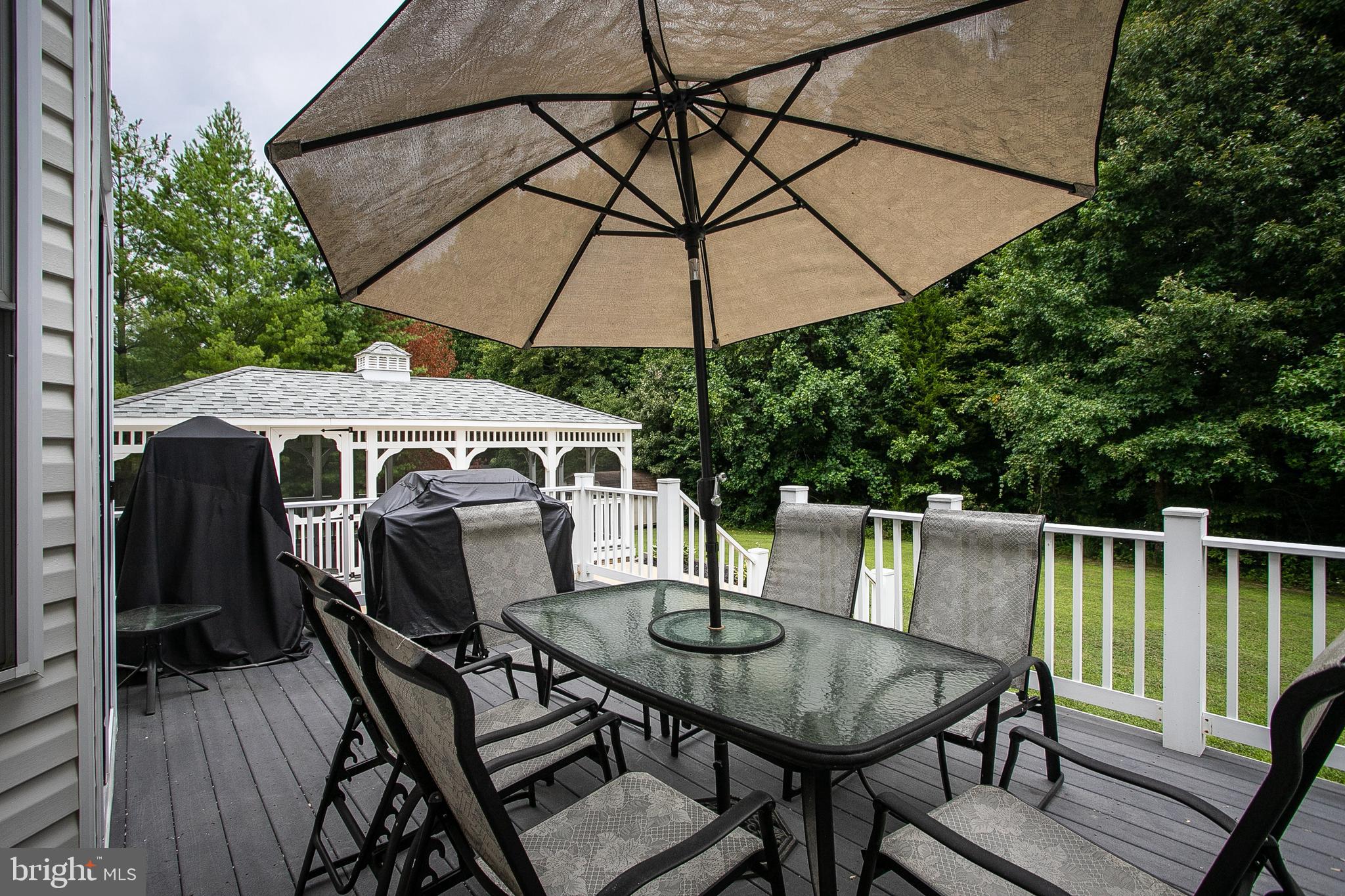 LAKE JAMESON - Residential