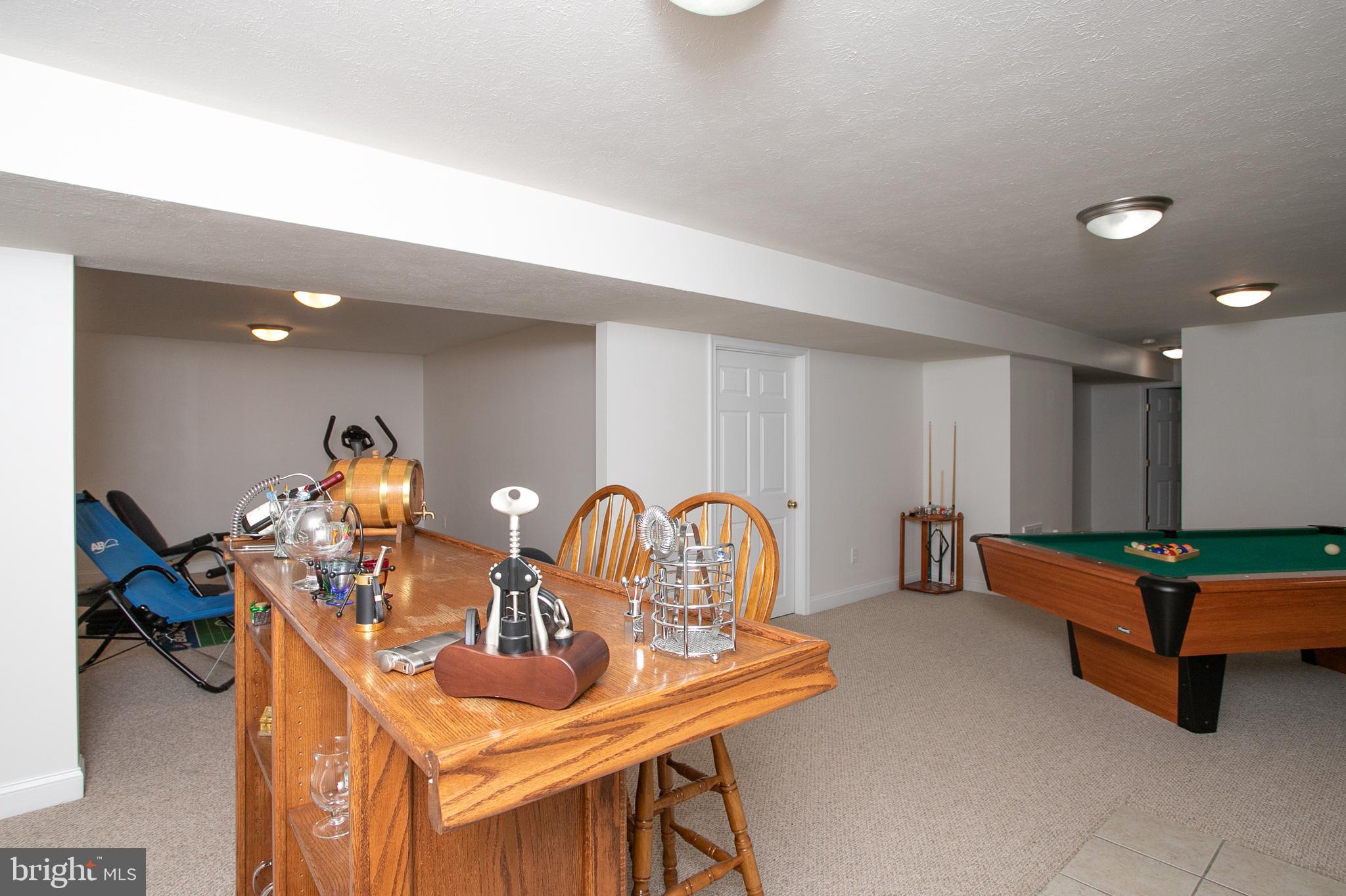 LAKE JAMESON - Residential