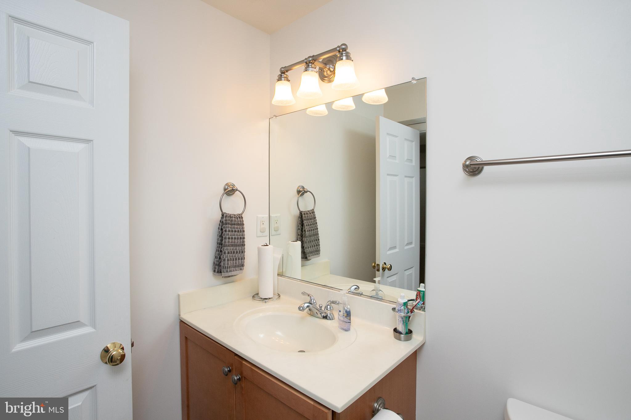 LAKE JAMESON - Residential