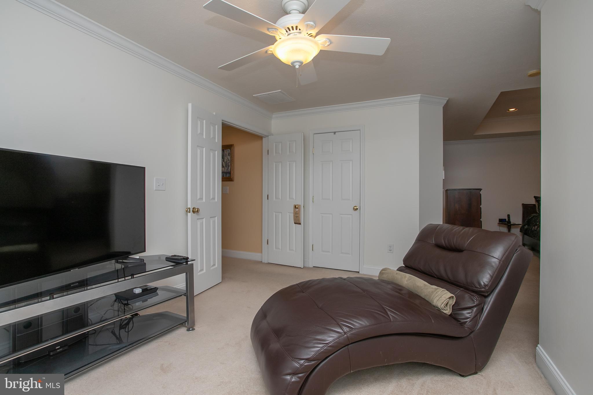 LAKE JAMESON - Residential