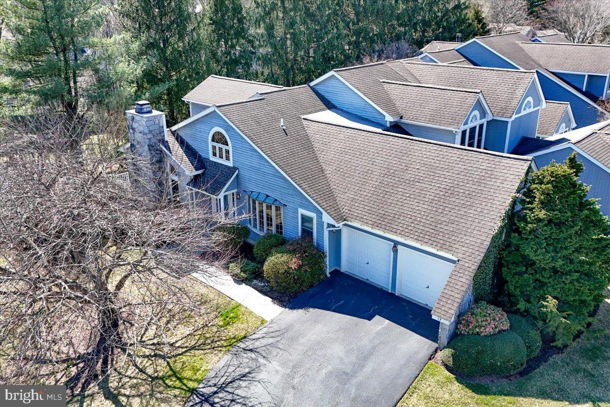 SOMERSET LAKE - Residential