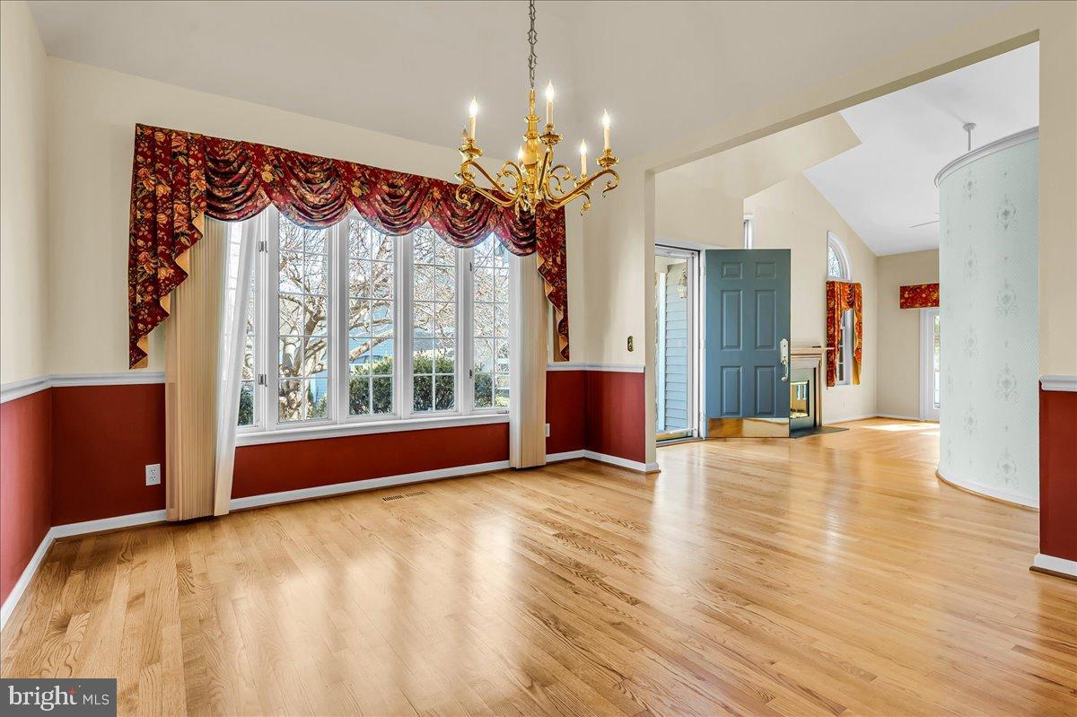 SOMERSET LAKE - Residential