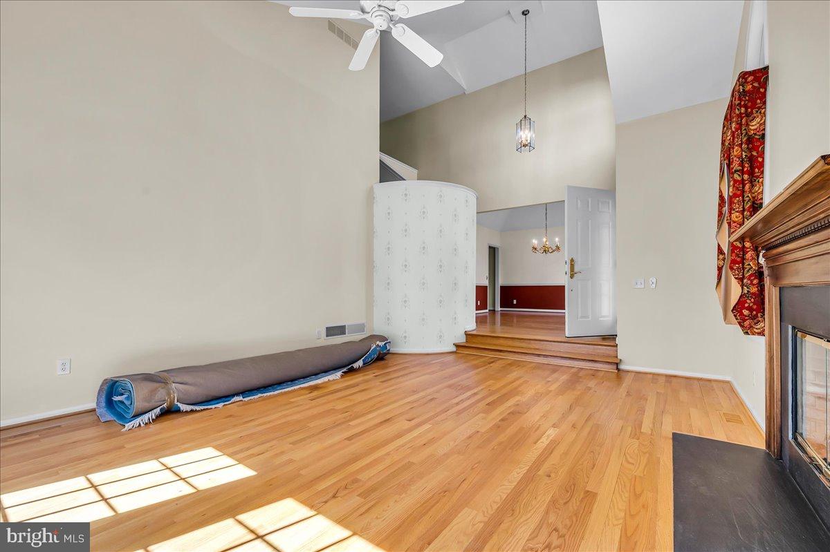 SOMERSET LAKE - Residential