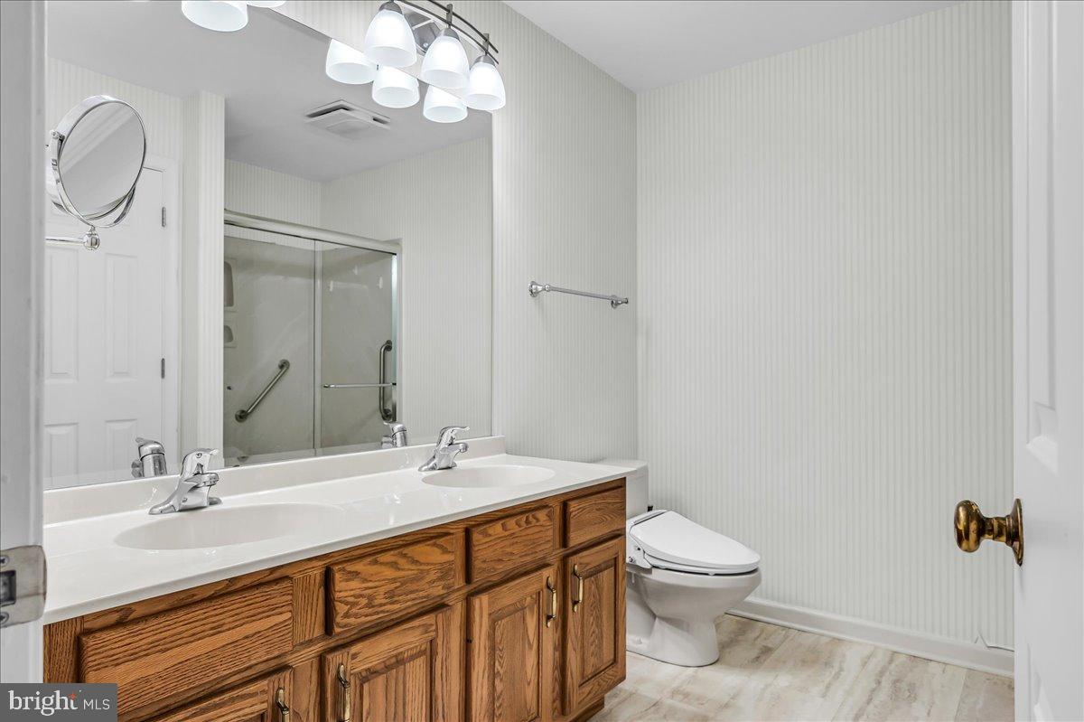 SOMERSET LAKE - Residential