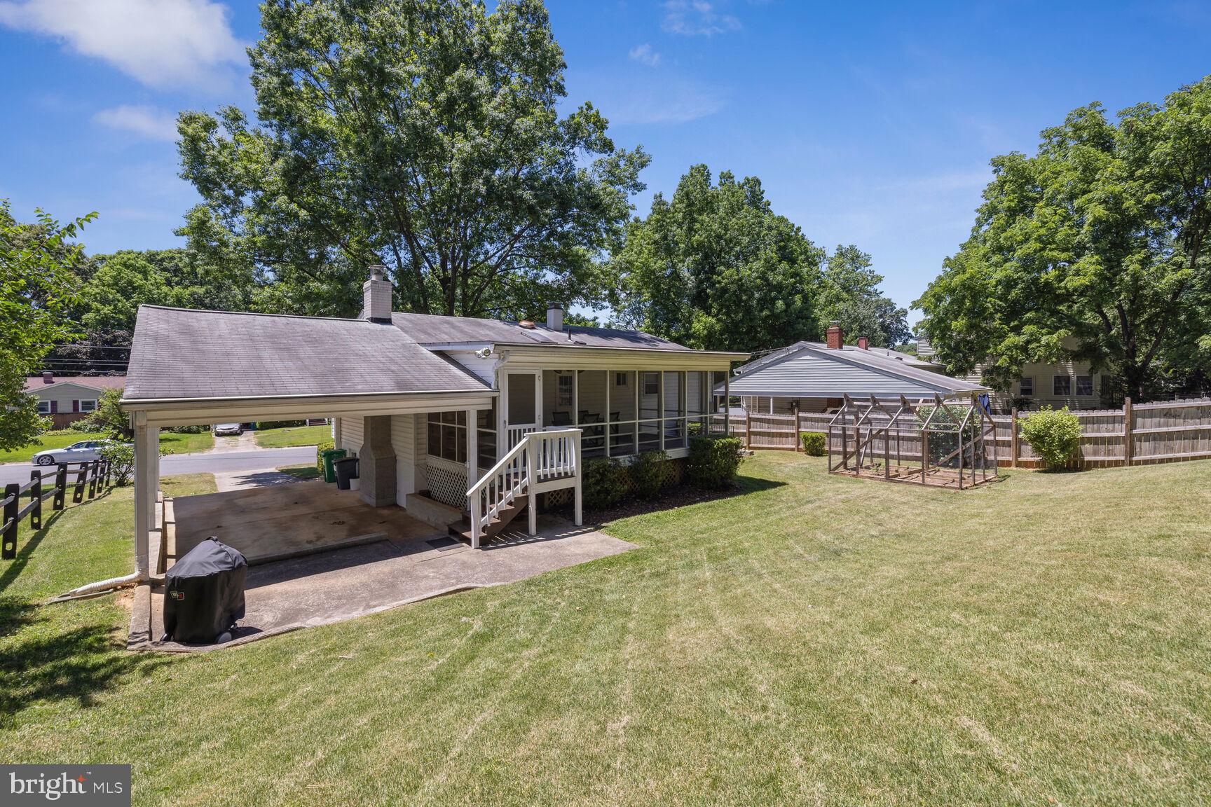 DEER PARK - Residential