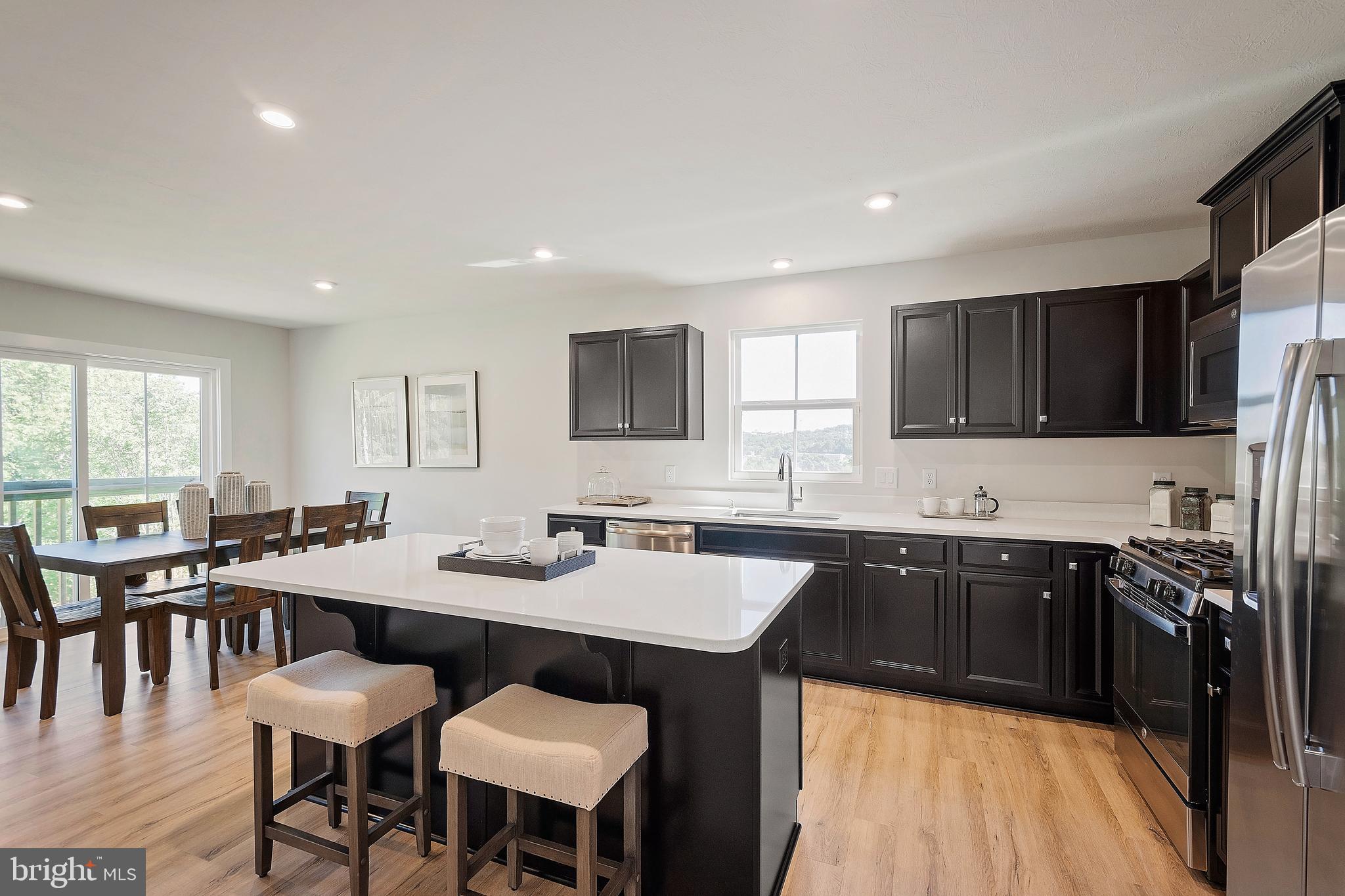 THE LAKES AT MARTINSBURG - Residential