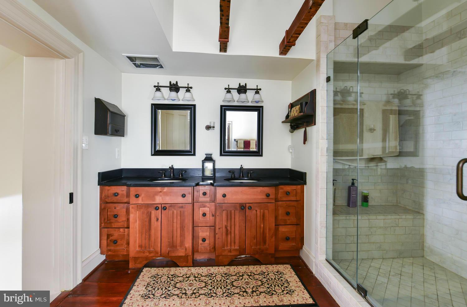 OLD TOWN - Residential