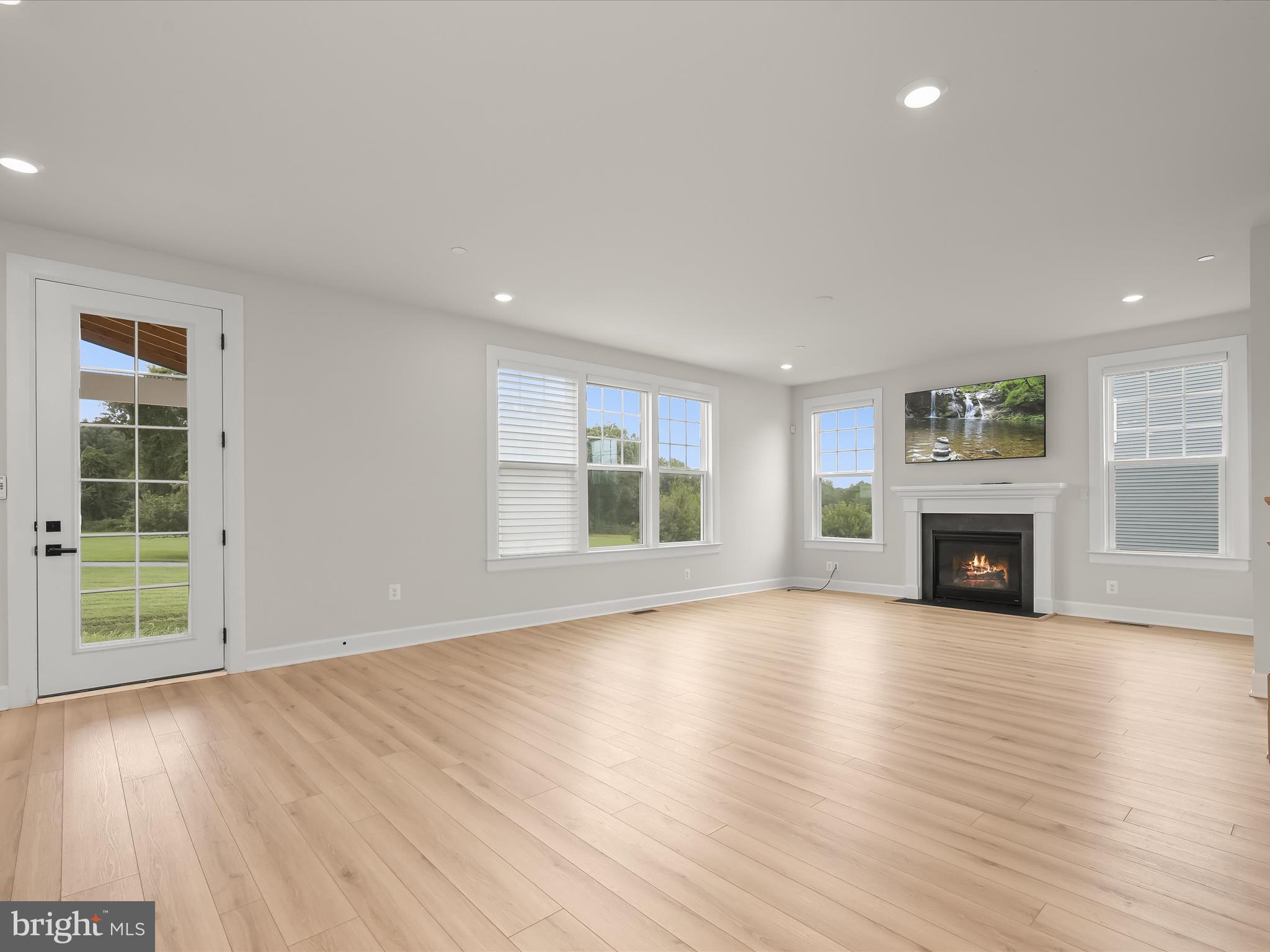 MAPLE LAWN SOUTH - Residential