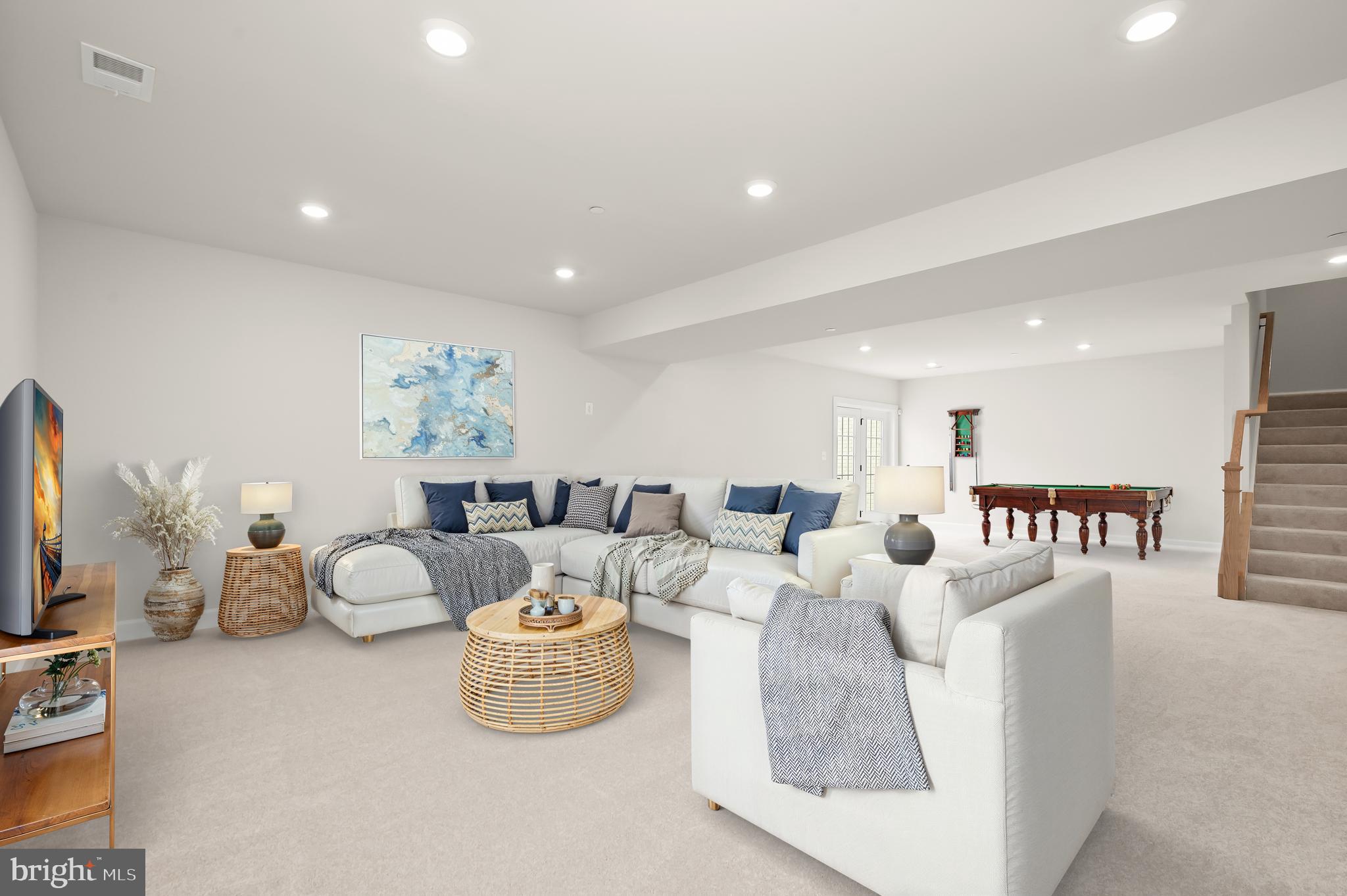 MAPLE LAWN SOUTH - Residential