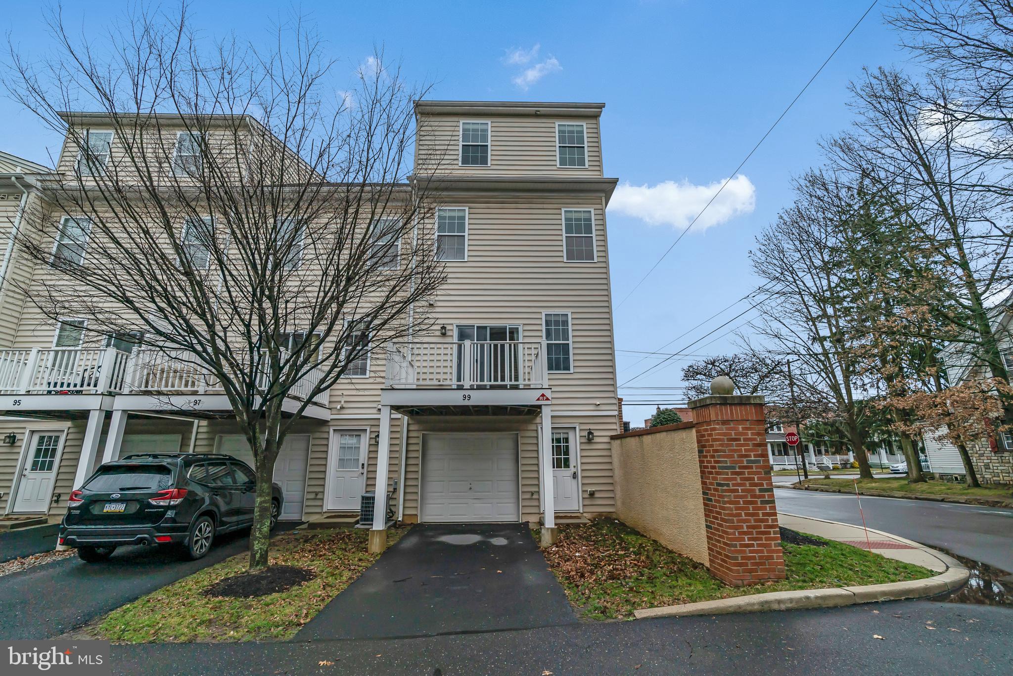 CANNON SQUARE - Residential Lease