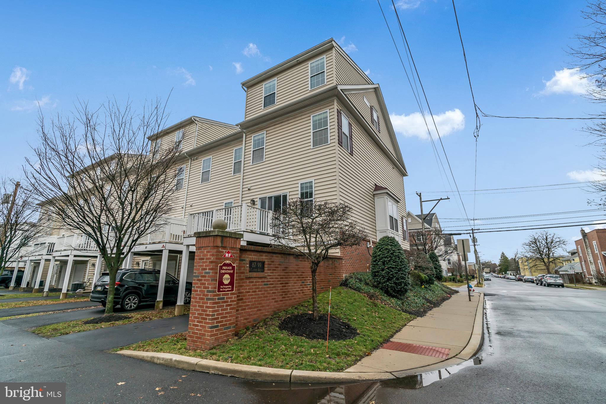 CANNON SQUARE - Residential Lease