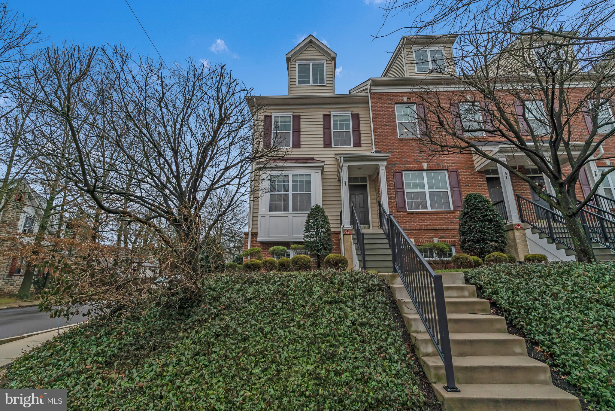 CANNON SQUARE - Residential Lease