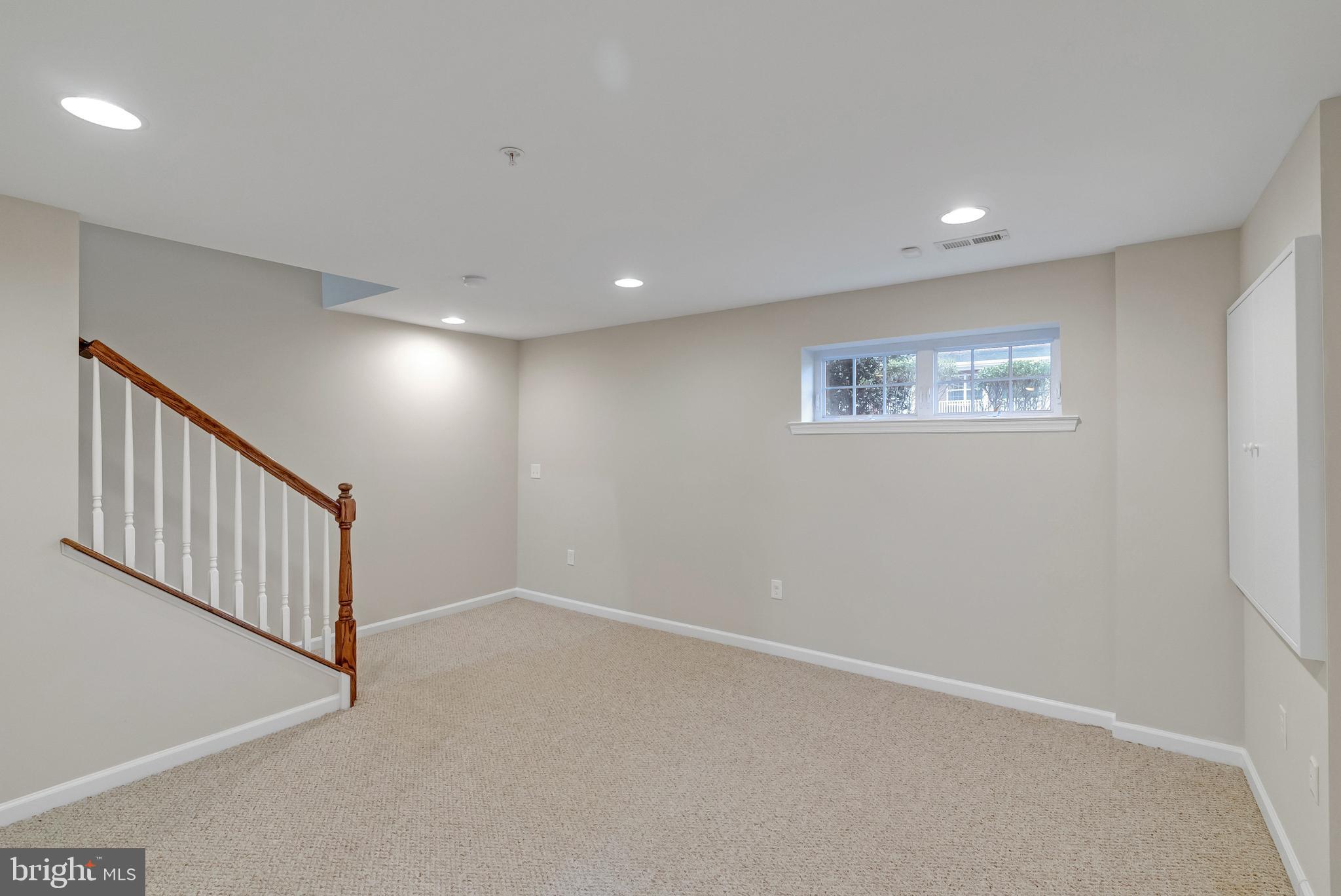 CANNON SQUARE - Residential Lease