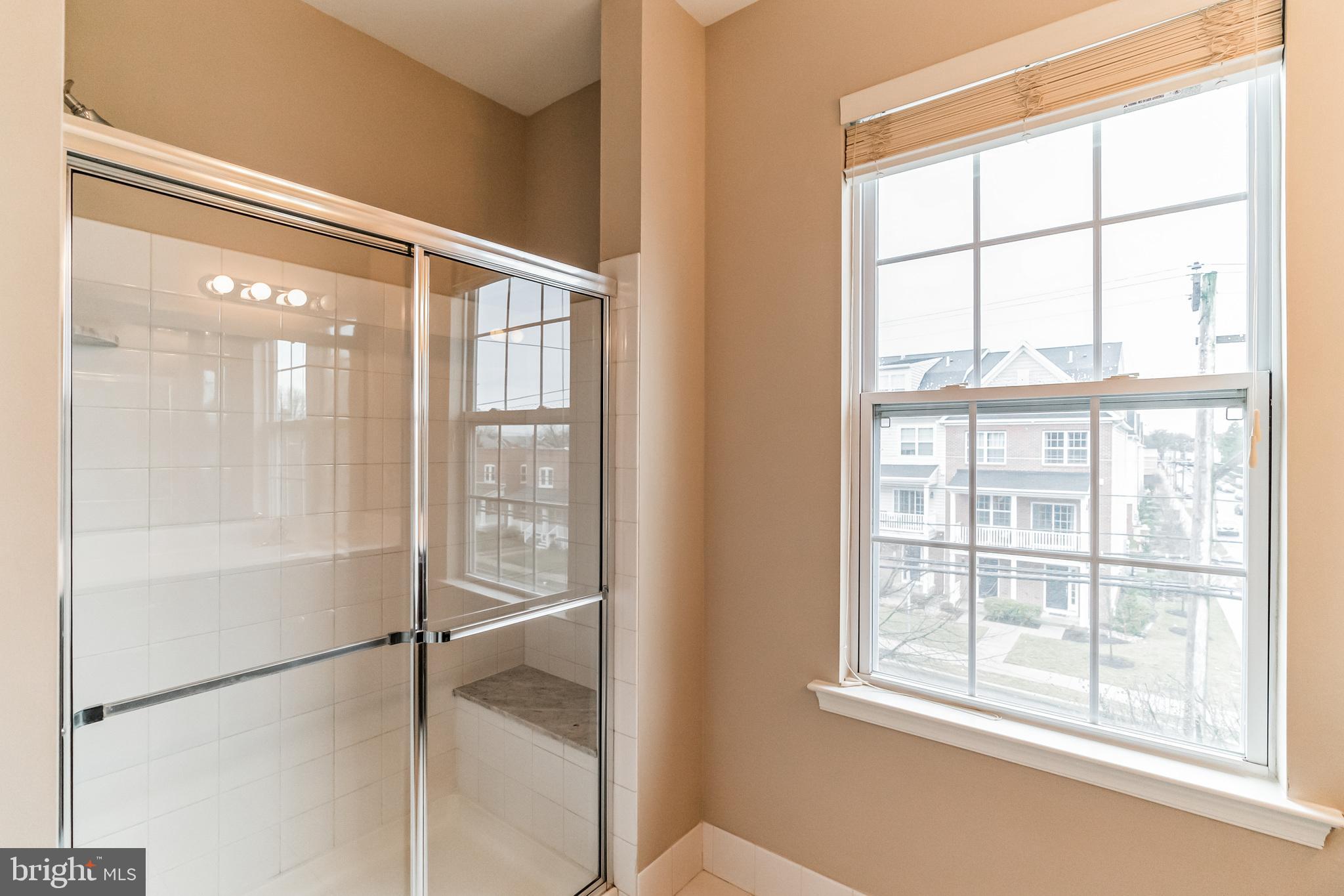 CANNON SQUARE - Residential Lease