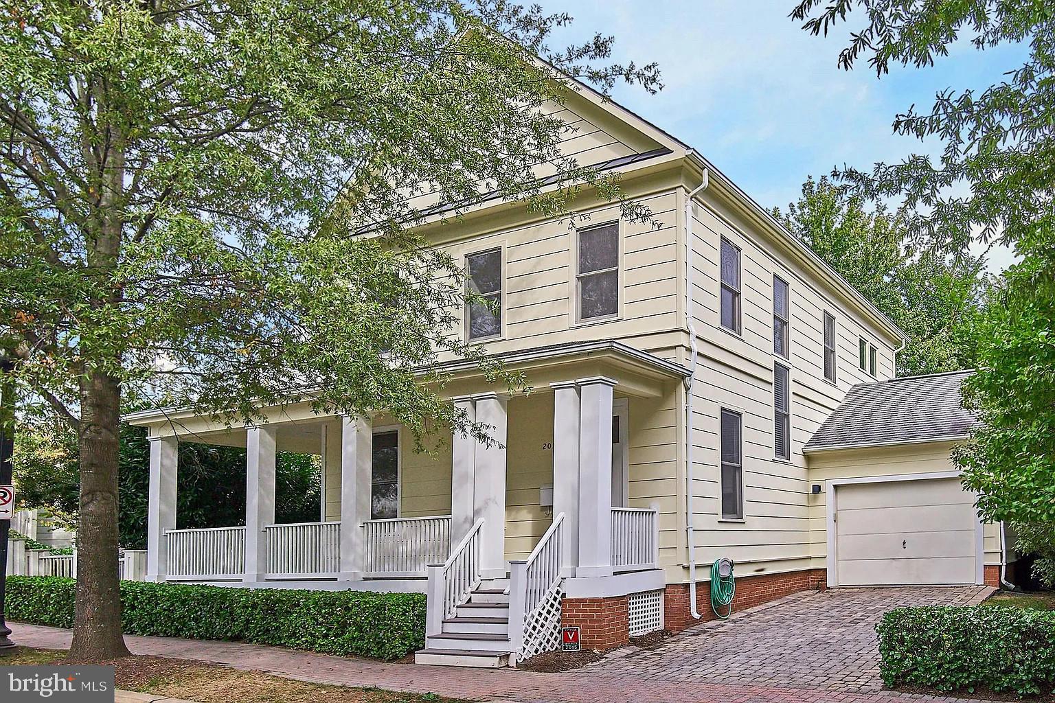 CHERRYDALE - Residential Lease