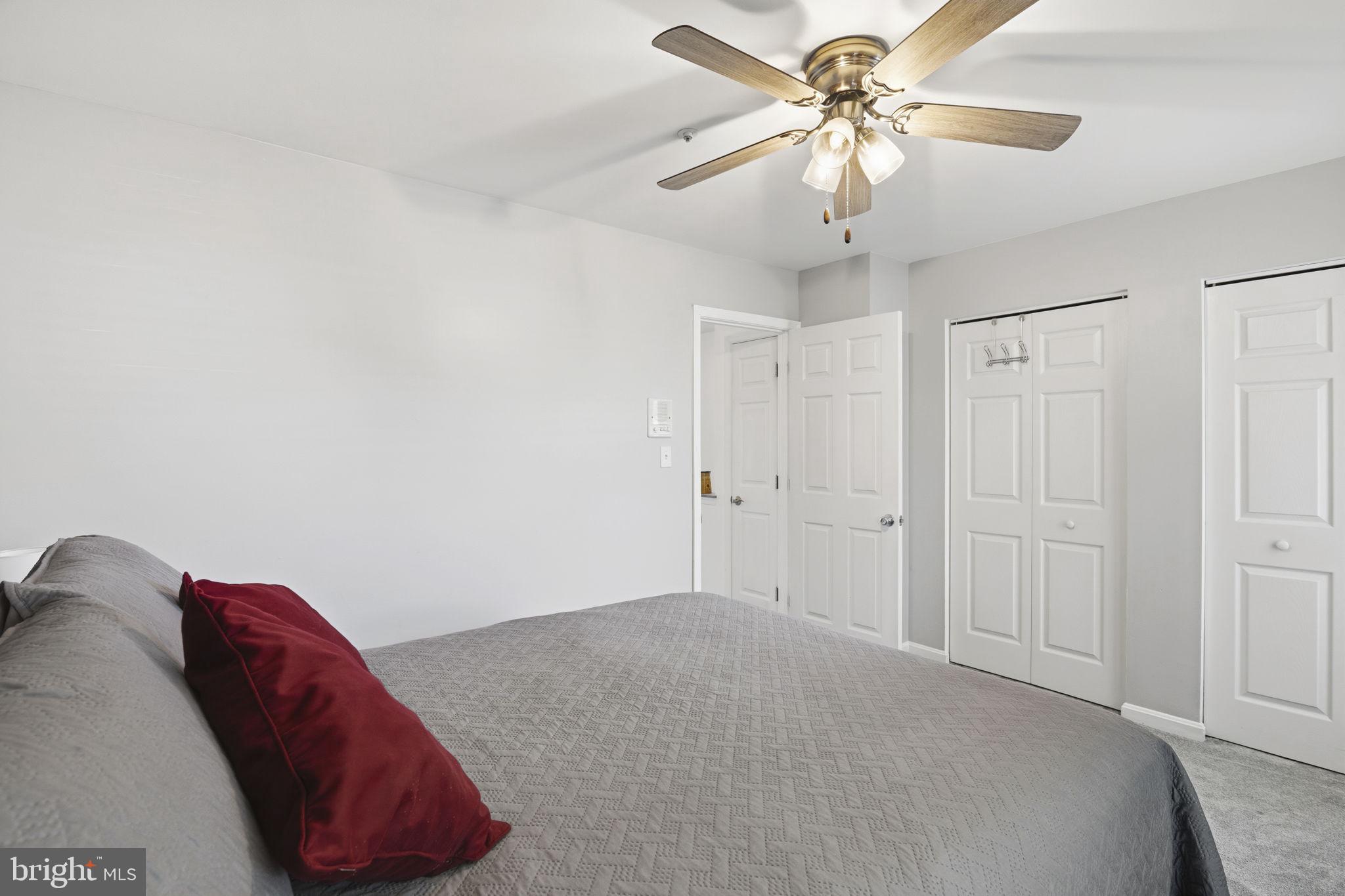 HICKORY OVERLOOK - Residential