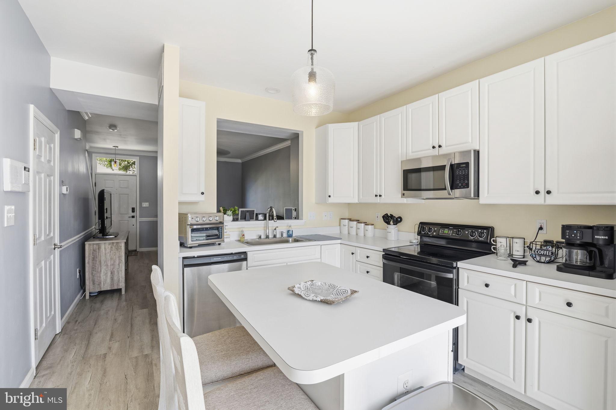 HICKORY OVERLOOK - Residential