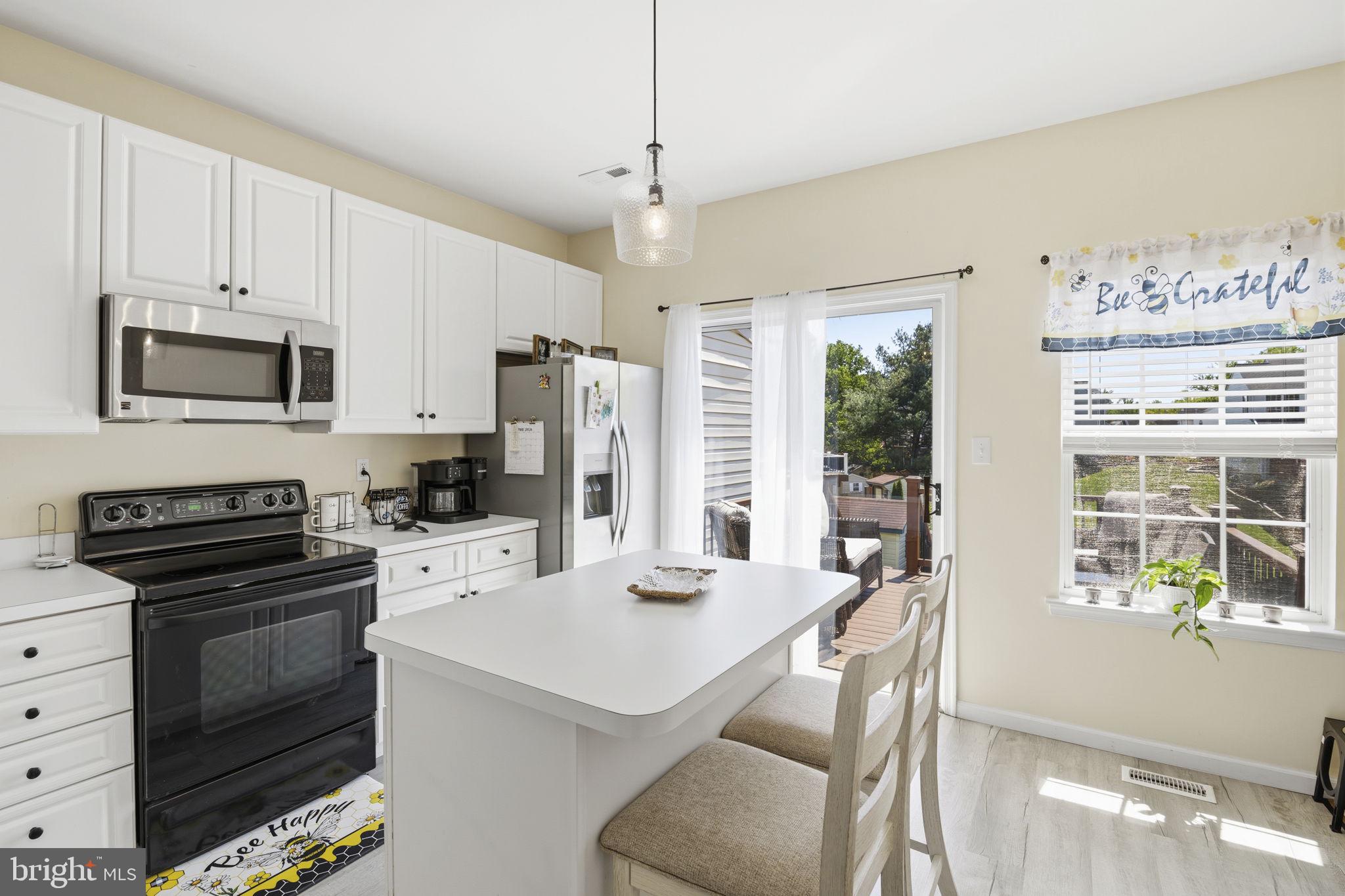 HICKORY OVERLOOK - Residential