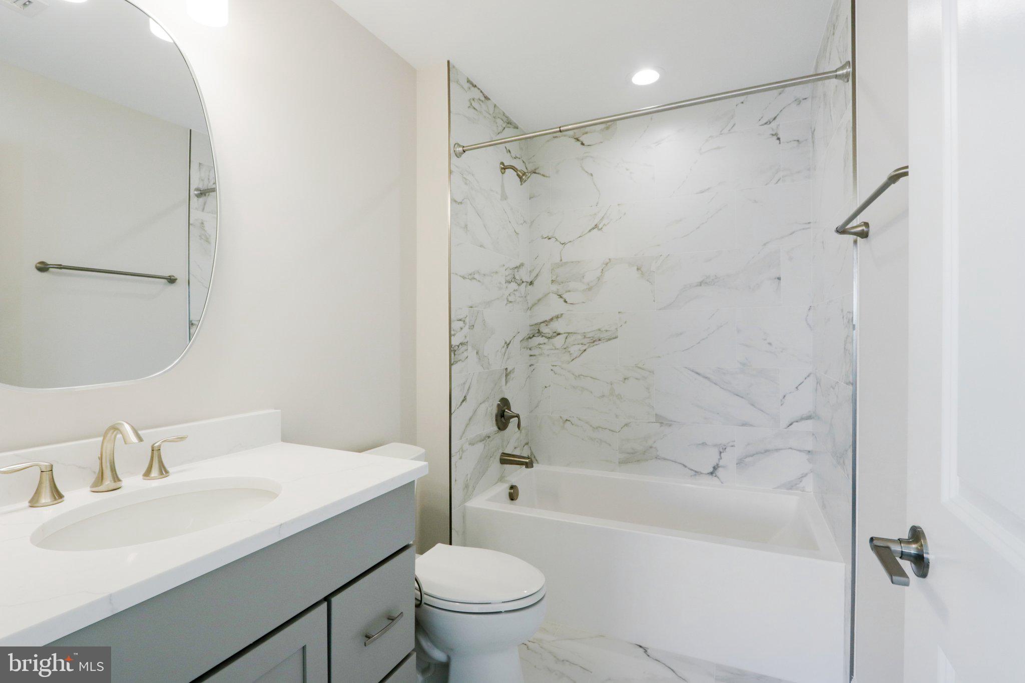 BRIARWOOD - Residential