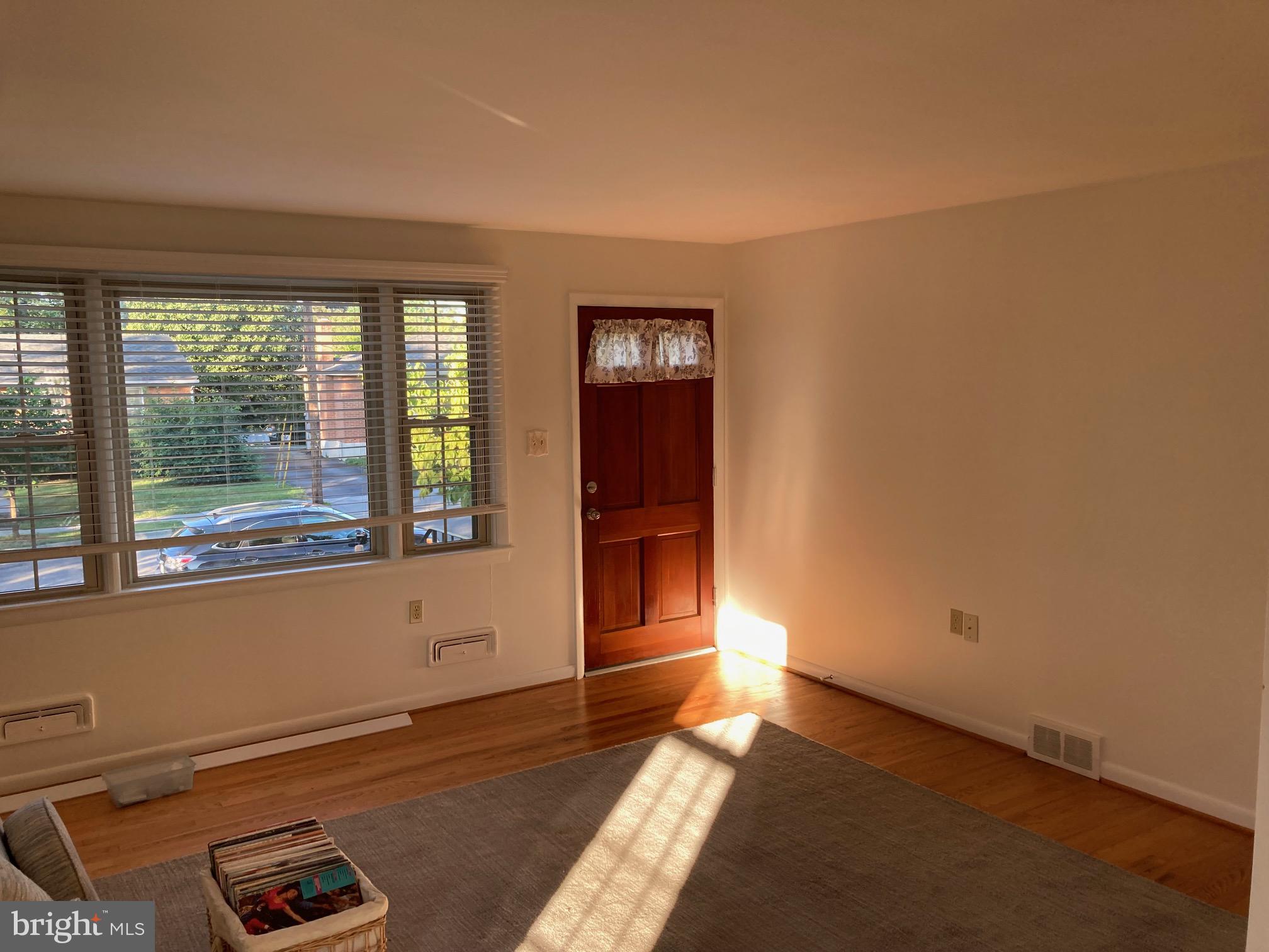 OVERLOOK PARK - Residential Lease