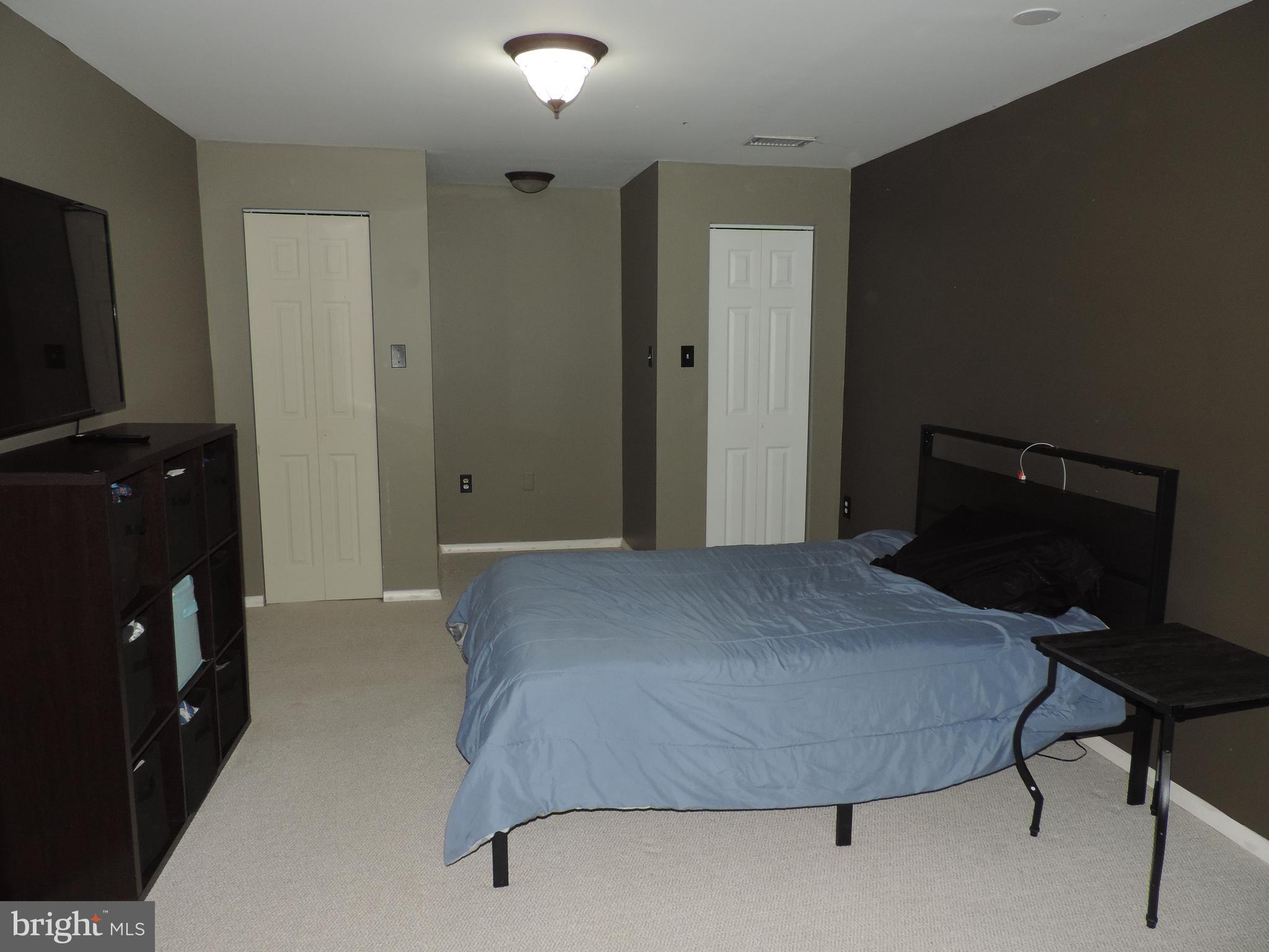 RIVERSIDE - Residential