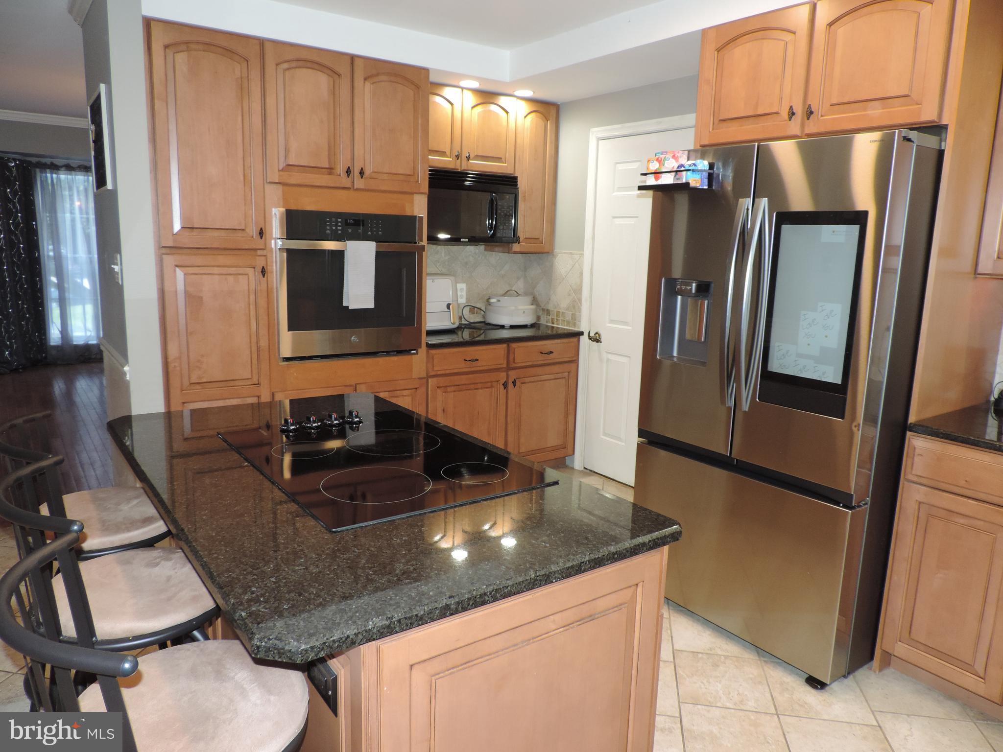 RIVERSIDE - Residential