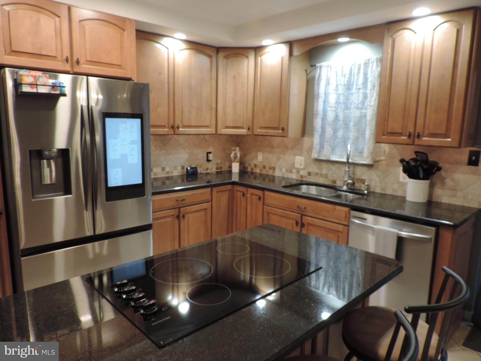 RIVERSIDE - Residential