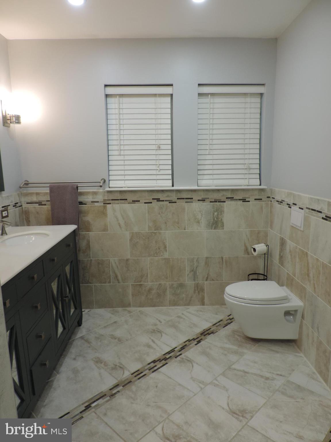 RIVERSIDE - Residential