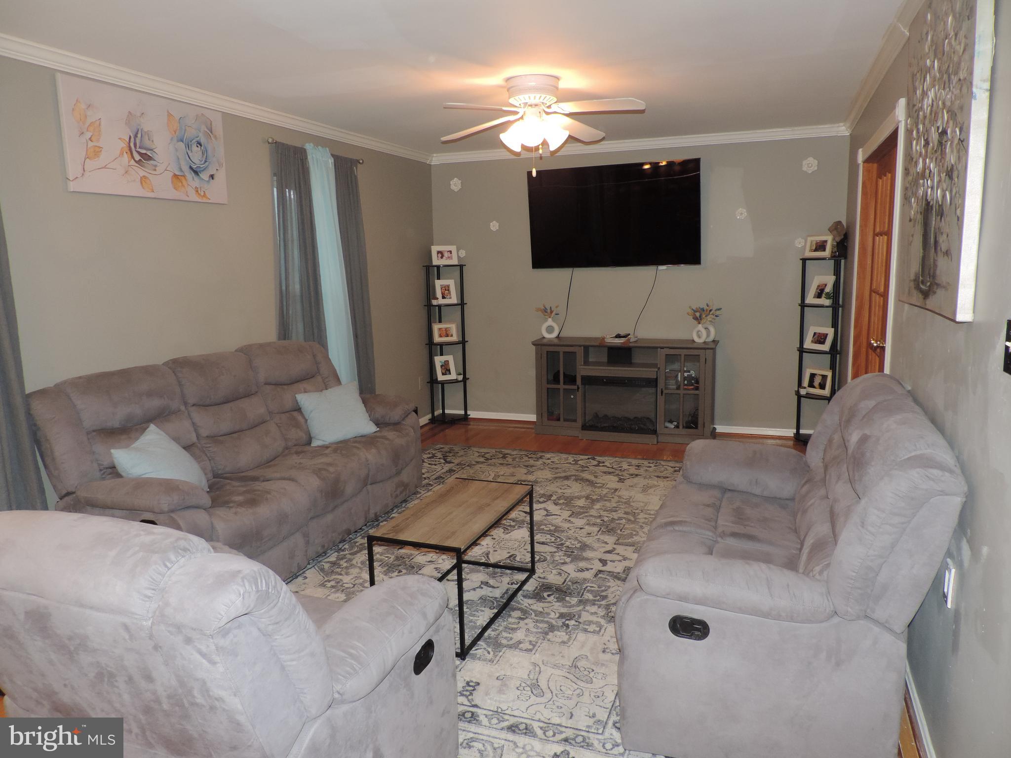 RIVERSIDE - Residential