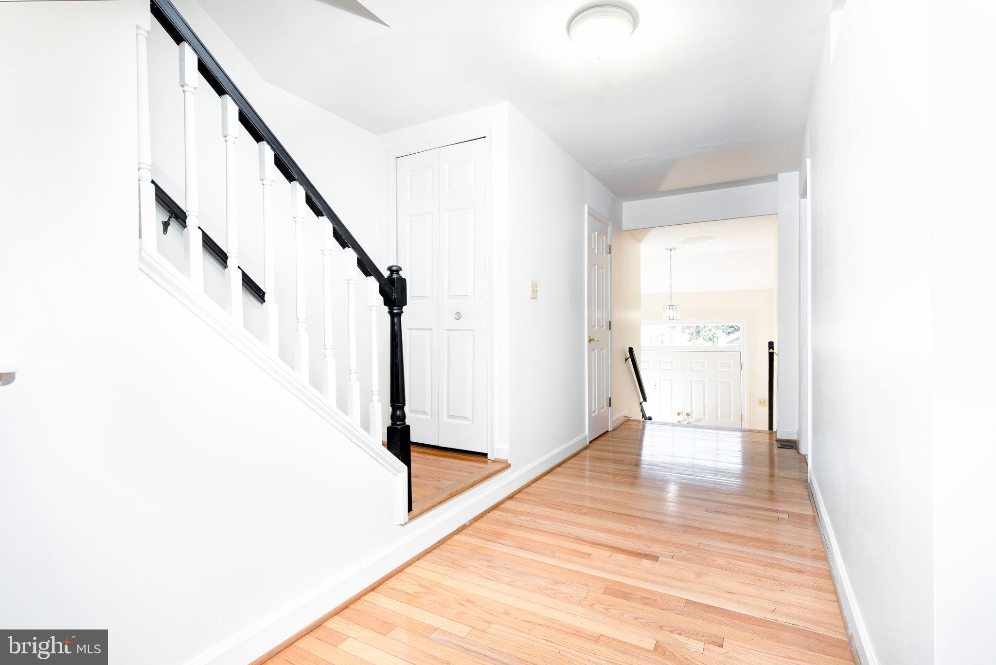 OLD GEORGETOWN VILLAGE - Residential Lease