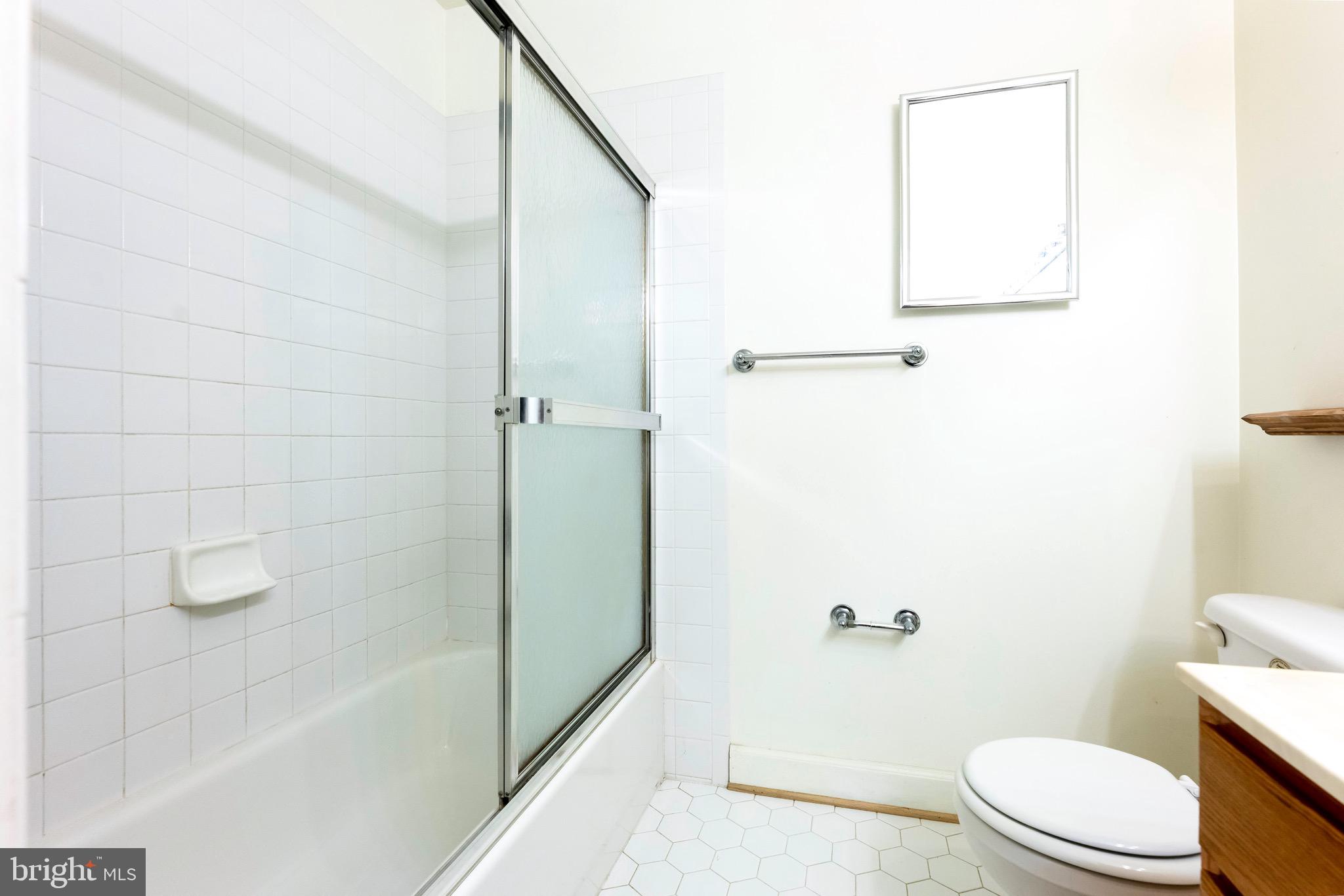 OLD GEORGETOWN VILLAGE - Residential Lease