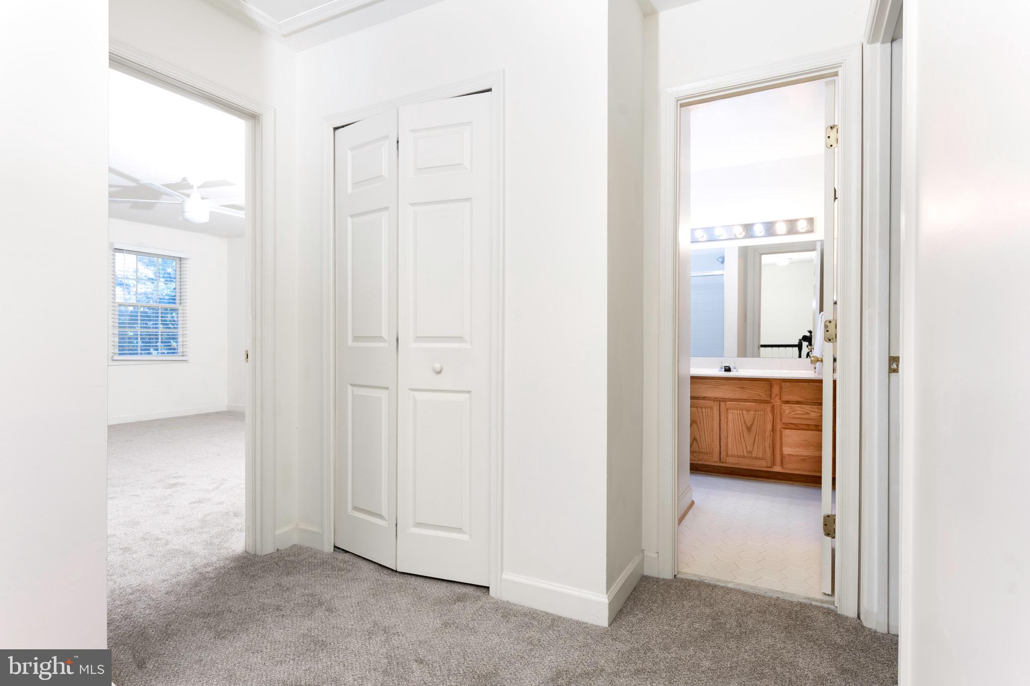 OLD GEORGETOWN VILLAGE - Residential Lease