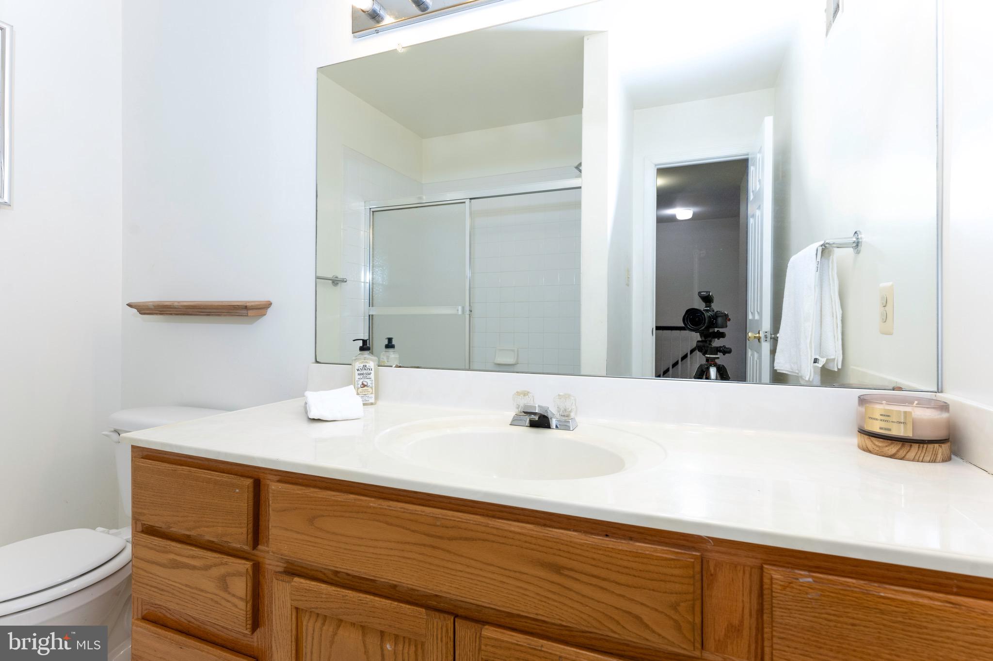 OLD GEORGETOWN VILLAGE - Residential Lease