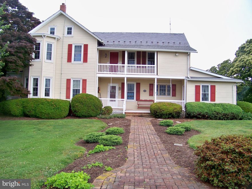 BEAUTIFUL SOUTHERN LANCASTER COUNTY 70 ACRE FARM + 8,5 ACRE ADDITIONAL PARCEL TO BE OFFERED AT PUBLIC AUCTION ON SATURDAY, SEPT. 21 BY LEFEVER & HART AUCTIONS LLC. LISTED PRICE DOES NOT INDICATE STARTING PRICE OR SALE PRICE. SALE PRICE WILL BE DETERMINED BY HIGEST BID UPON ACCEPTANCE BY SELLER.
Very nice well-maintained Southern Lancaster County 70 - acre farm, PLUS additional 8.5 acre lot. Approx.  48.5 acres tillable of the 70 acres. Lot is located along Slate Hill Road & Prawls Hollow Road a short distance away. This property offers a well-maintained two-story farmhouse with addition, large bank-barn, implement shed and older corn crib. The large house offers many rooms including first floor kitchen, dining room, large family room addition, two additional rooms, half-bath & out kitchen. Second level hosts three bedrooms, full bath and additional room for office, etc. Partial finished basement. Central air. Covered porches and open deck. Large 2500 sf bank barn, 1450 sf implement shed and corn crib. Large concrete pad to rear of buildings that was chicken house but since torn down.  Clean & Green. Non-Preserved.