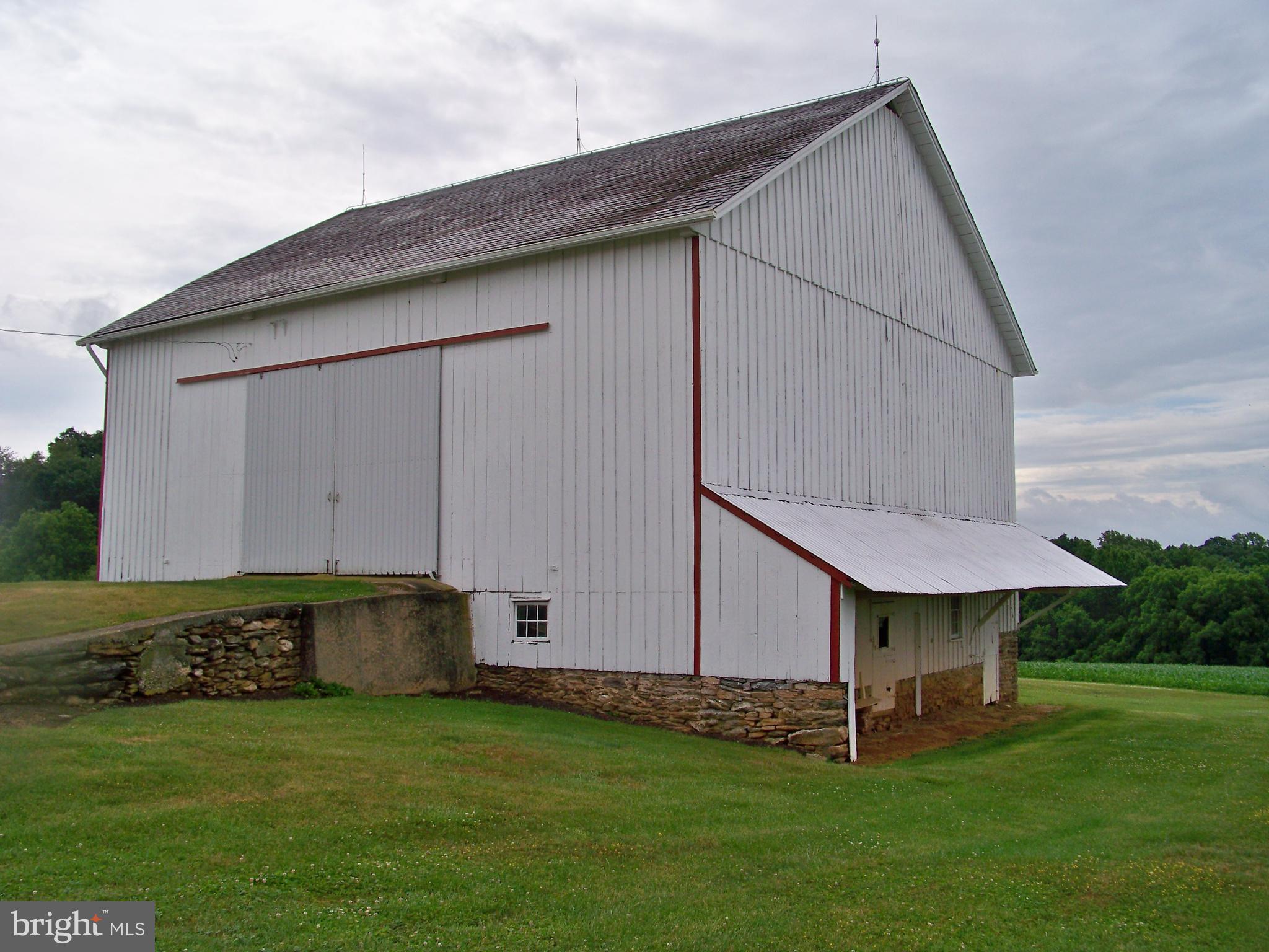 DRUMORE TWP - Farm